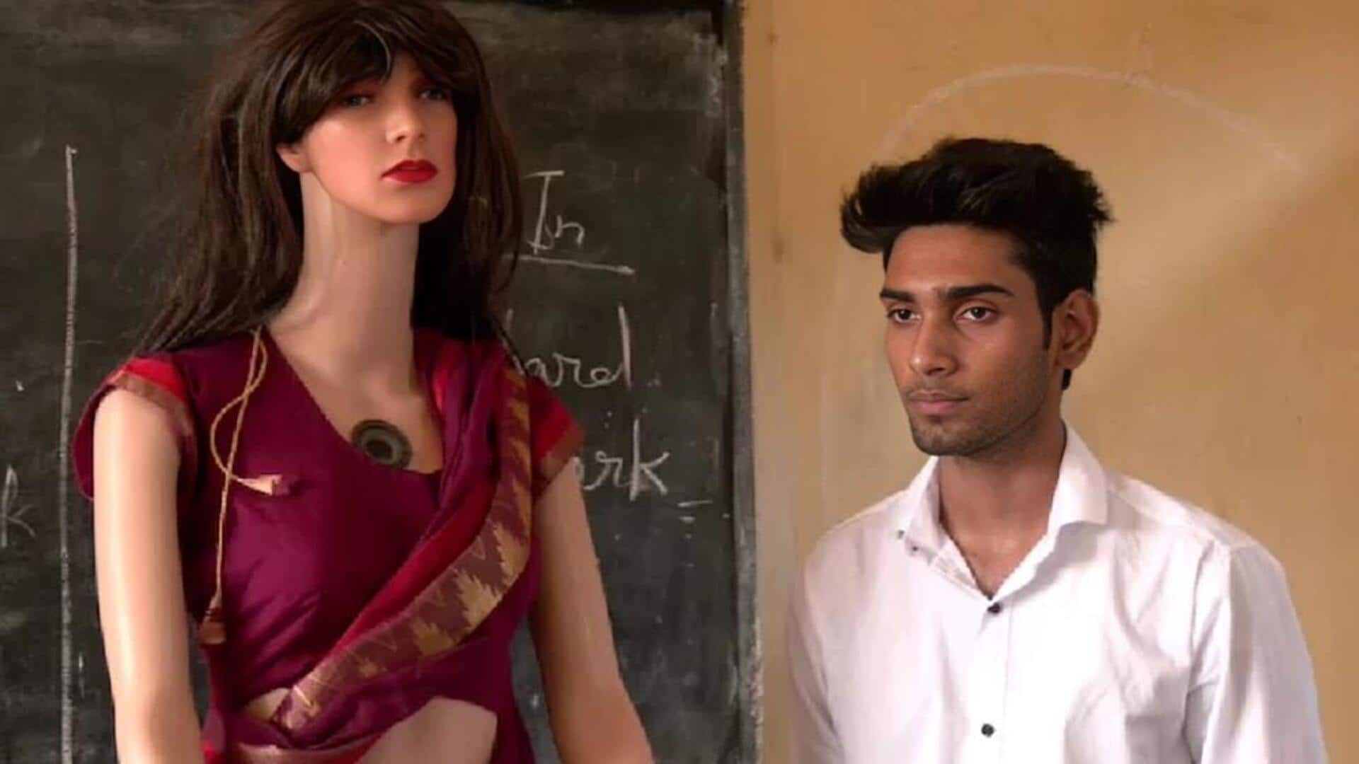 ரோபோ ஆசிரியரை உருவாக்கி அரசு பள்ளி மாணவர் சாதனை