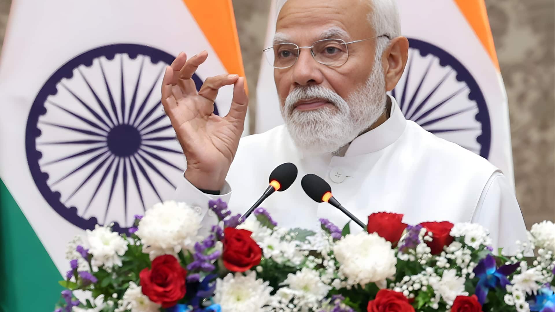 India AI Summit 2026: 11 மொழிகளில் மோடியின் உரை நேரடி மொழிபெயர்ப்பு