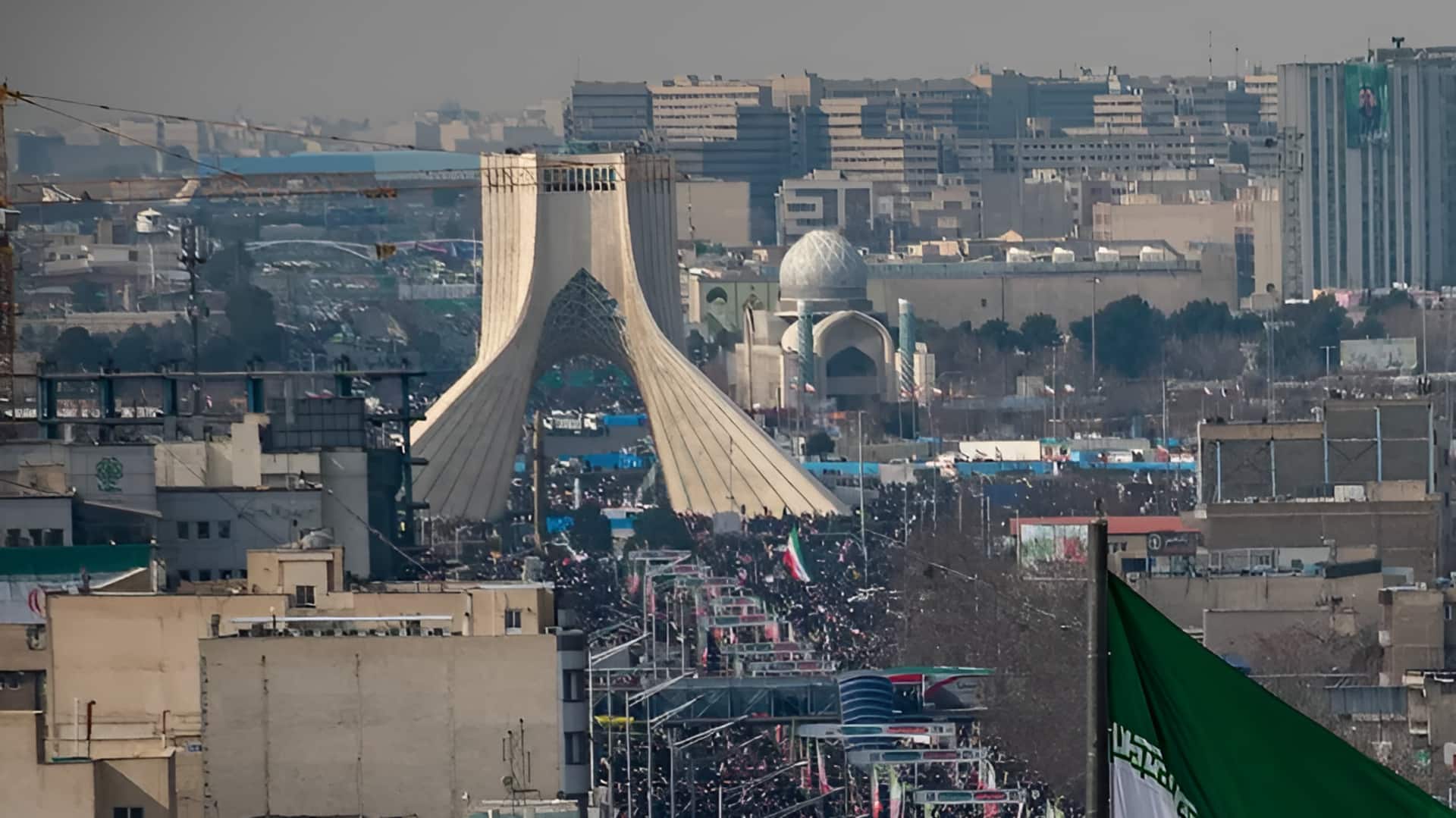 ட்ரம்பின் 'பேச்சுவார்த்தை' கூற்றை மறுத்த ஈரான்; "பயந்து பின்வாங்கிய அமெரிக்கா" என அறிக்கை