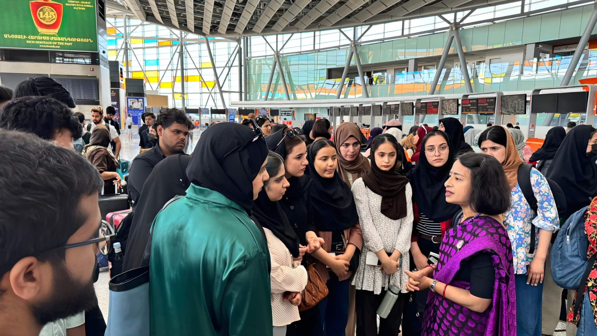 ஈரானில் தீவிரமடையும் போராட்டம்: இந்தியர்களை மீட்கும் பணி நாளை முதல் தொடக்கம்!