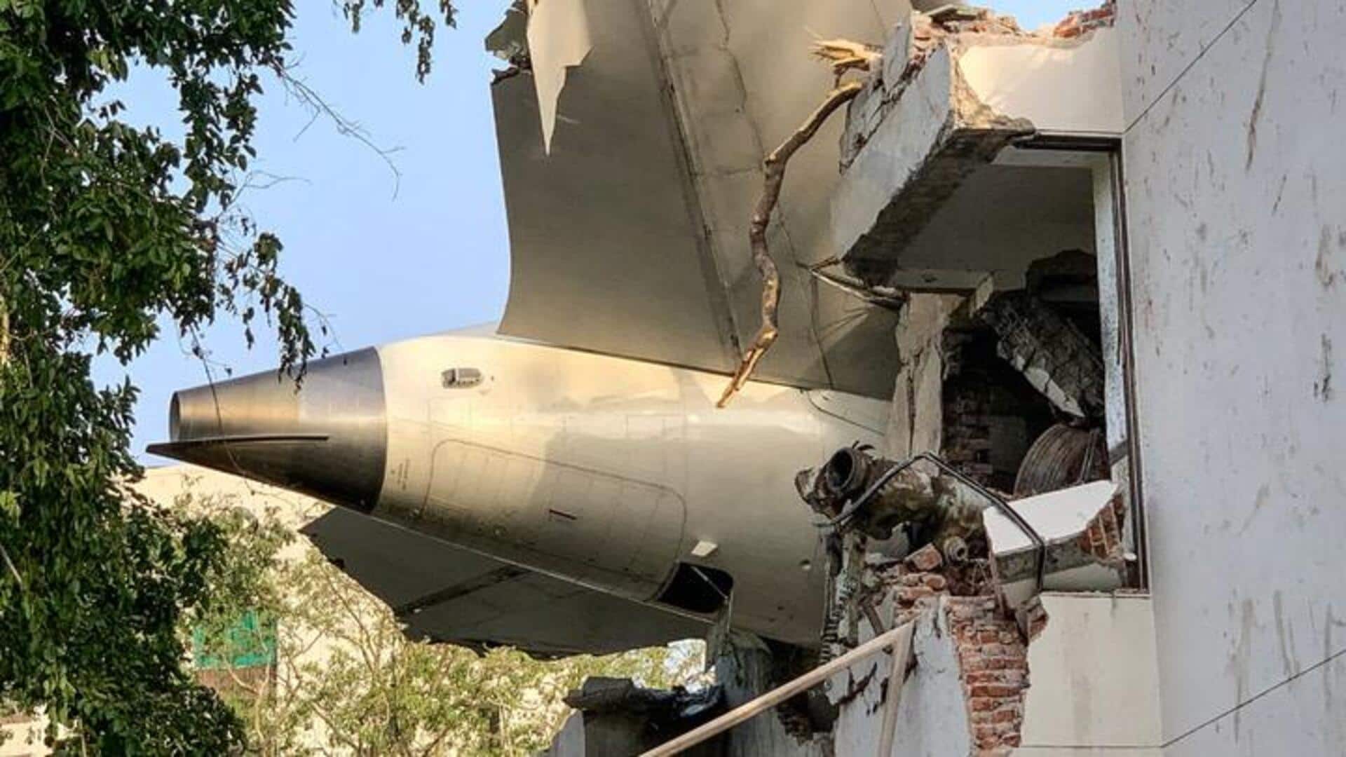 'ரத்தன் உயிருடன் இருந்திருந்தால்...': AI171 விபத்தில் இழந்தவர்களுக்கு இழப்பீடு கிடைப்பதில் ஏற்படும் தாமதம் குறித்து வழக்கறிஞர் வருத்தம் 'ரத்தன் உயிருடன் இருந்திருந்தால்...': AI171 விபத்தில் இழந்தவர்களுக்கு இழப்பீடு கிடைப்பதில் ஏற்படும் தாமதம் குறித்து வழக்கறிஞர் வருத்தம்