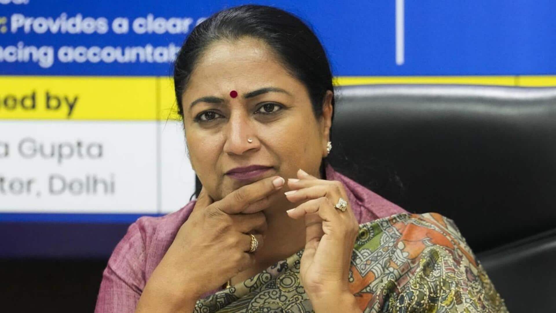 பொது நிகழ்ச்சியில் பங்கேற்ற டெல்லி முதலமைச்சர் ரேகா குப்தாவை 'அறைந்த' மர்ம நபர் கைது
