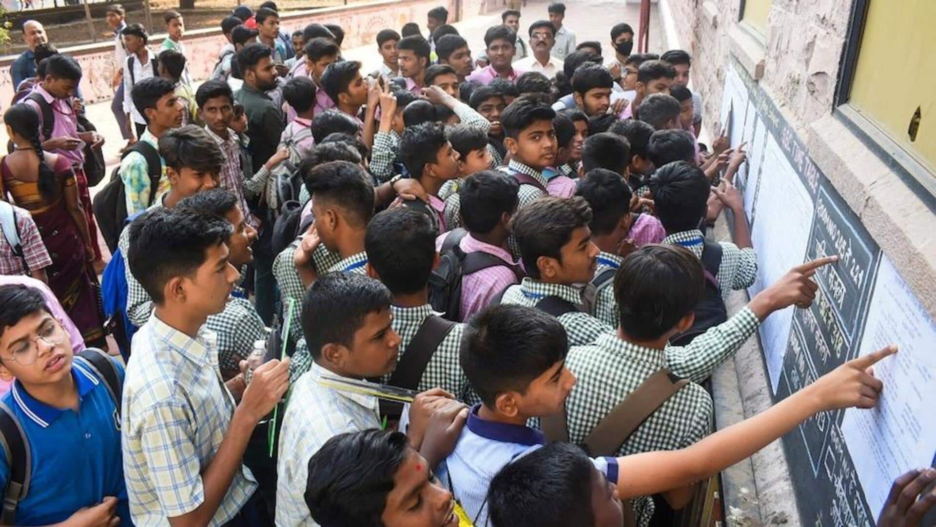 CBSE +2 வகுப்பு தேர்வு முடிவுகள் வெளியானது; மாணவர்களை விட மாணவிகள் முன்னிலை CBSE +2 வகுப்பு தேர்வு முடிவுகள் வெளியானது; மாணவர்களை விட மாணவிகள் முன்னிலை