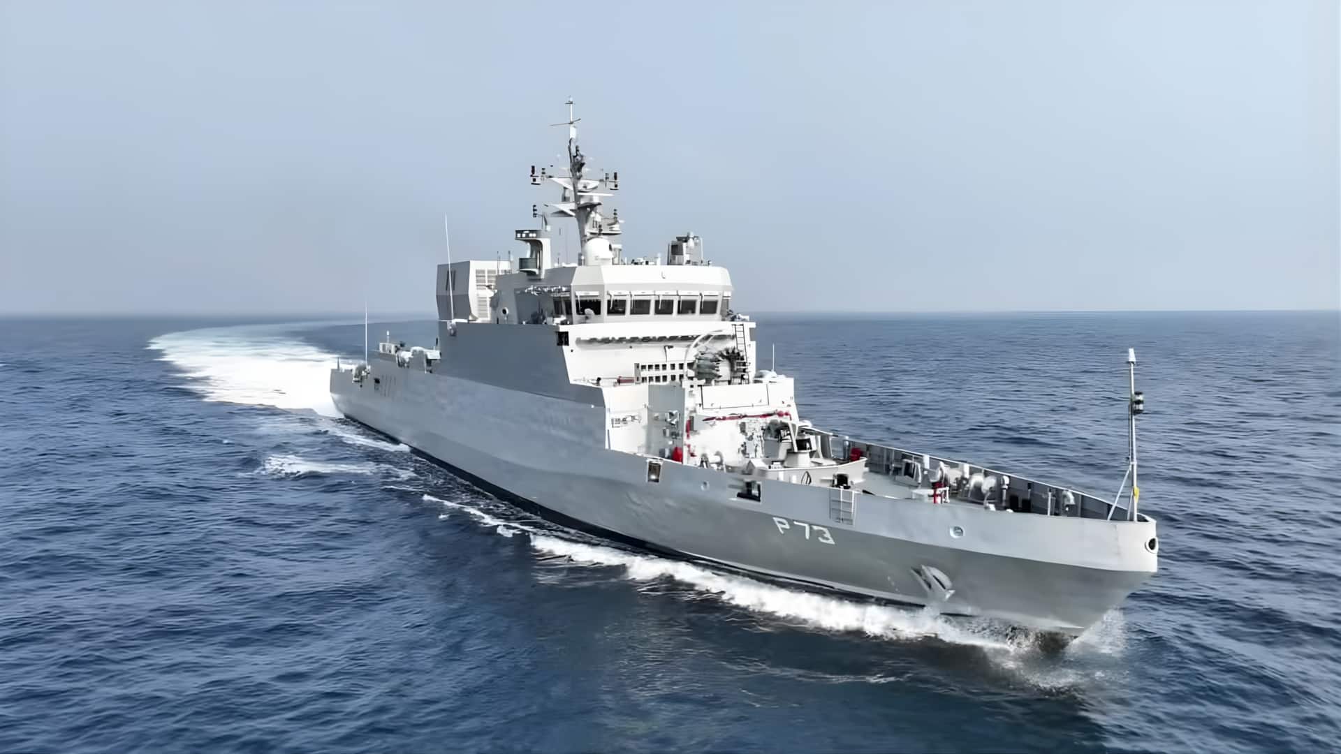 கடலுக்கு அடியில் இனி ஒளிந்து கொள்ள முடியாது! இந்திய கடற்படையின் டால்பின் ஹண்டர் ஐஎன்எஸ் அஞ்சாதிப் தயார்