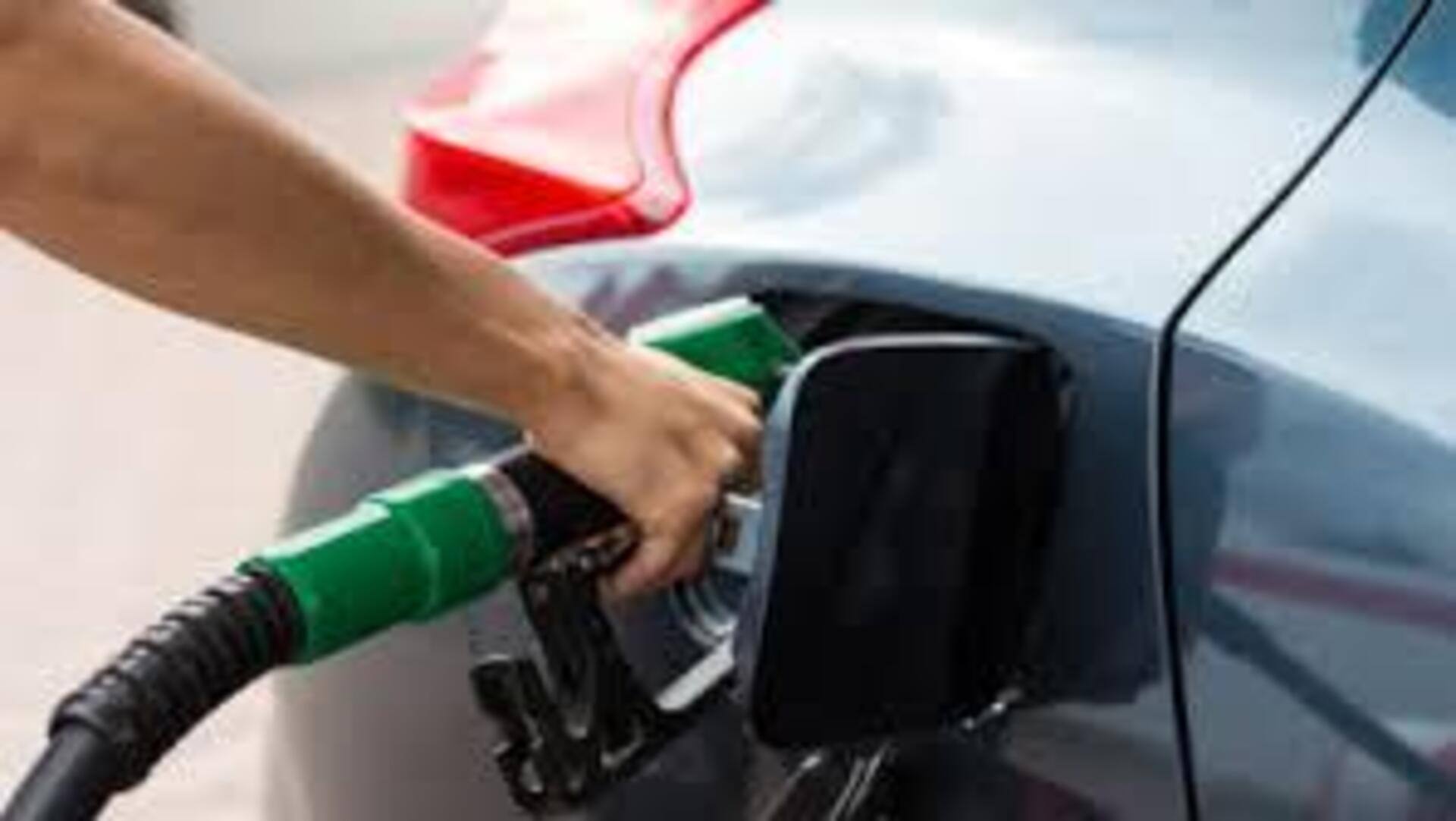E20 எரிபொருளால் வாகன மைலேஜ் 2-5% குறையலாம்: வாகனத்துறை நிபுணர்கள் உறுதி E20 எரிபொருளால் வாகன மைலேஜ் 2-5% குறையலாம்: வாகனத்துறை நிபுணர்கள் உறுதி