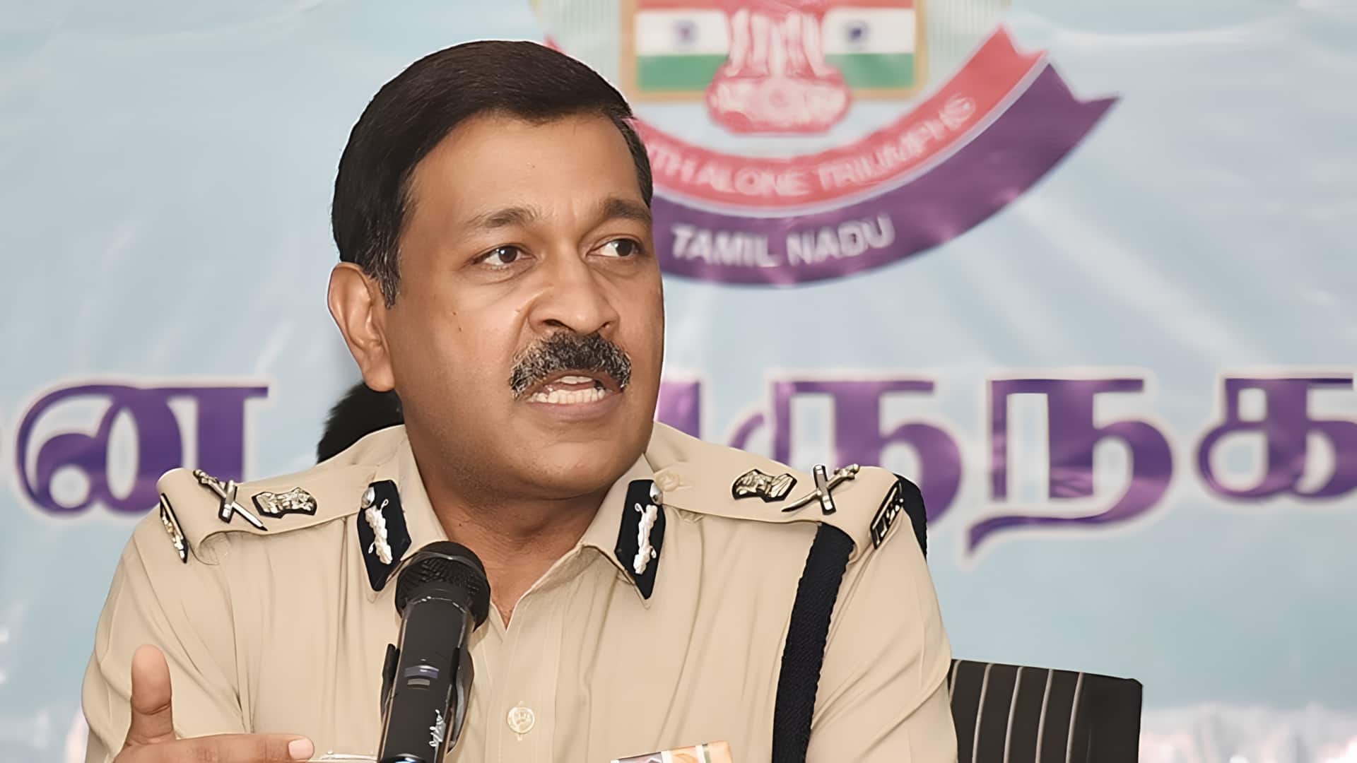 தமிழக காவல்துறைக்கு வந்த புதிய பாஸ்! தவெக ஆட்சியில் முதல் டிஜிபி நியமனம் - யார் இந்த மகேஷ்குமார் அகர்வால் ஐபிஎஸ்?