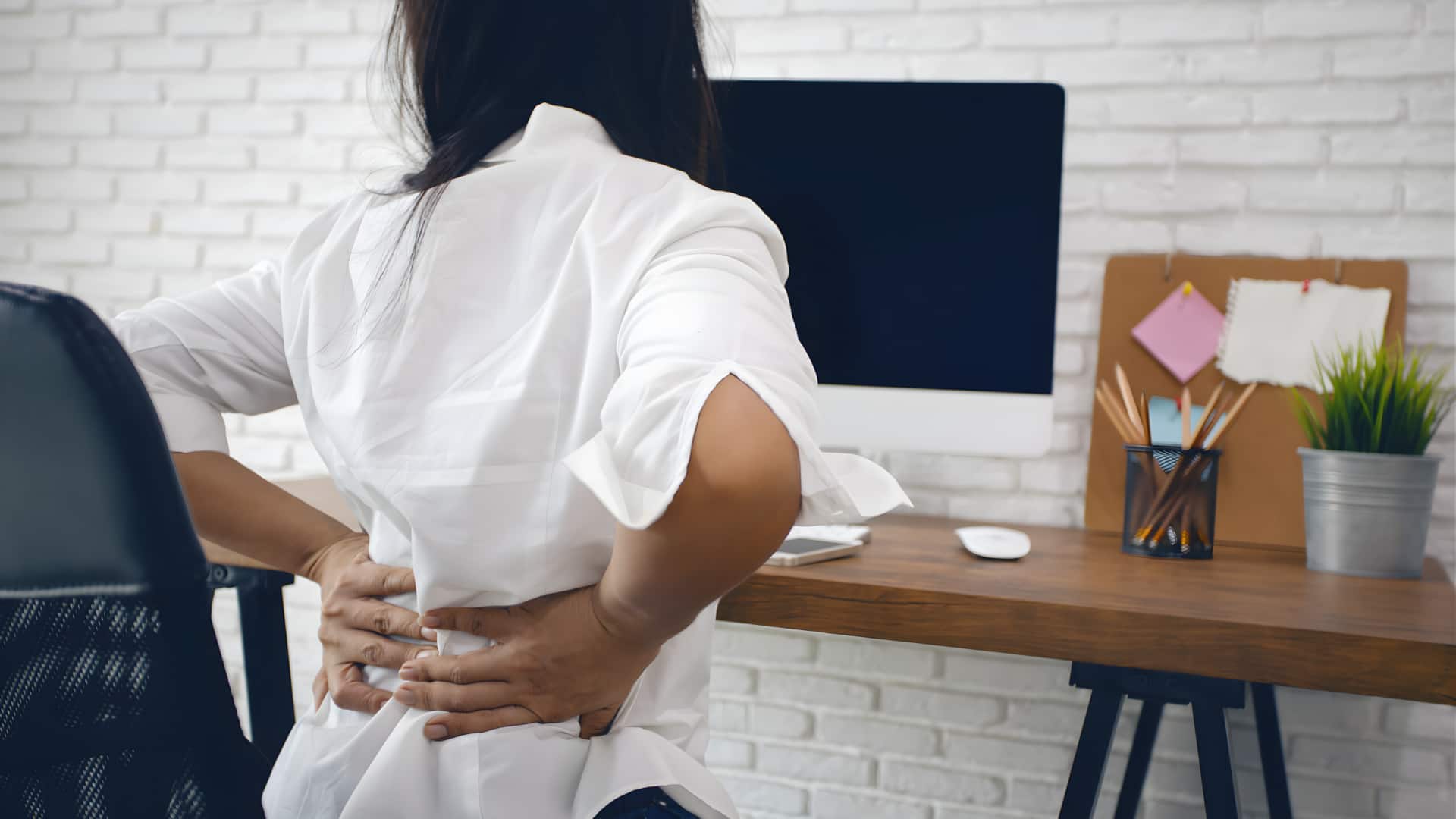 அலுவலக நாற்காலிகள் உங்கள் மூட்டுக்கு ஆபத்தா? 30 வயதிலேயே 60 வயது முதுமை! ஆய்வில் தெரியவந்த உண்மைகள்