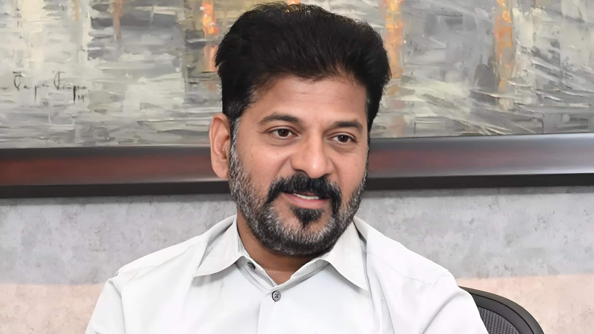 தெலுங்கானா அமைச்சர்கள் சம்பளத்தில் 50% குறைப்பு; ஓய்வுபெற்ற ஊழியர்களுக்காக ரேவந்த் ரெட்டி அரசின் முடிவு