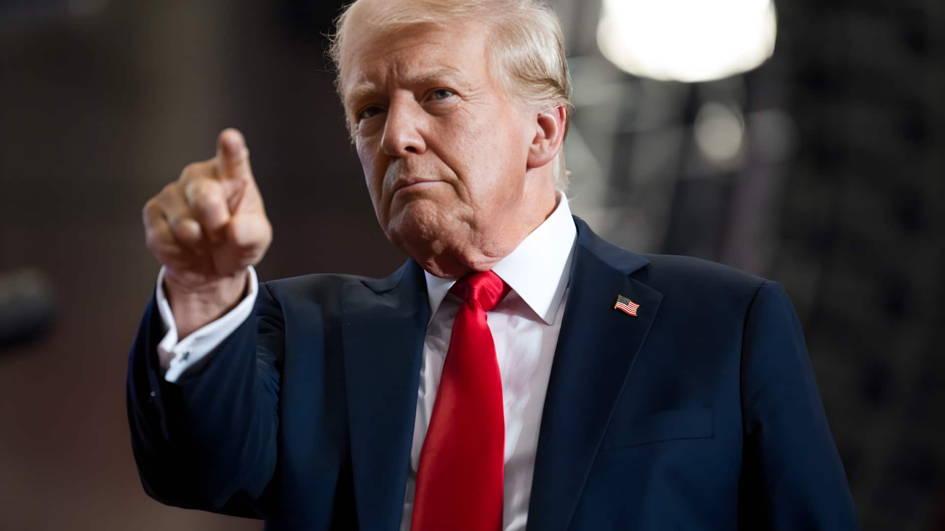 ஈரான் ஒரு தோற்கடிக்கப்பட்ட நாடு; பேச்சுவார்த்தை தொடங்கும் வேளையில் சீண்டிய டொனால்ட் டிரம்ப்