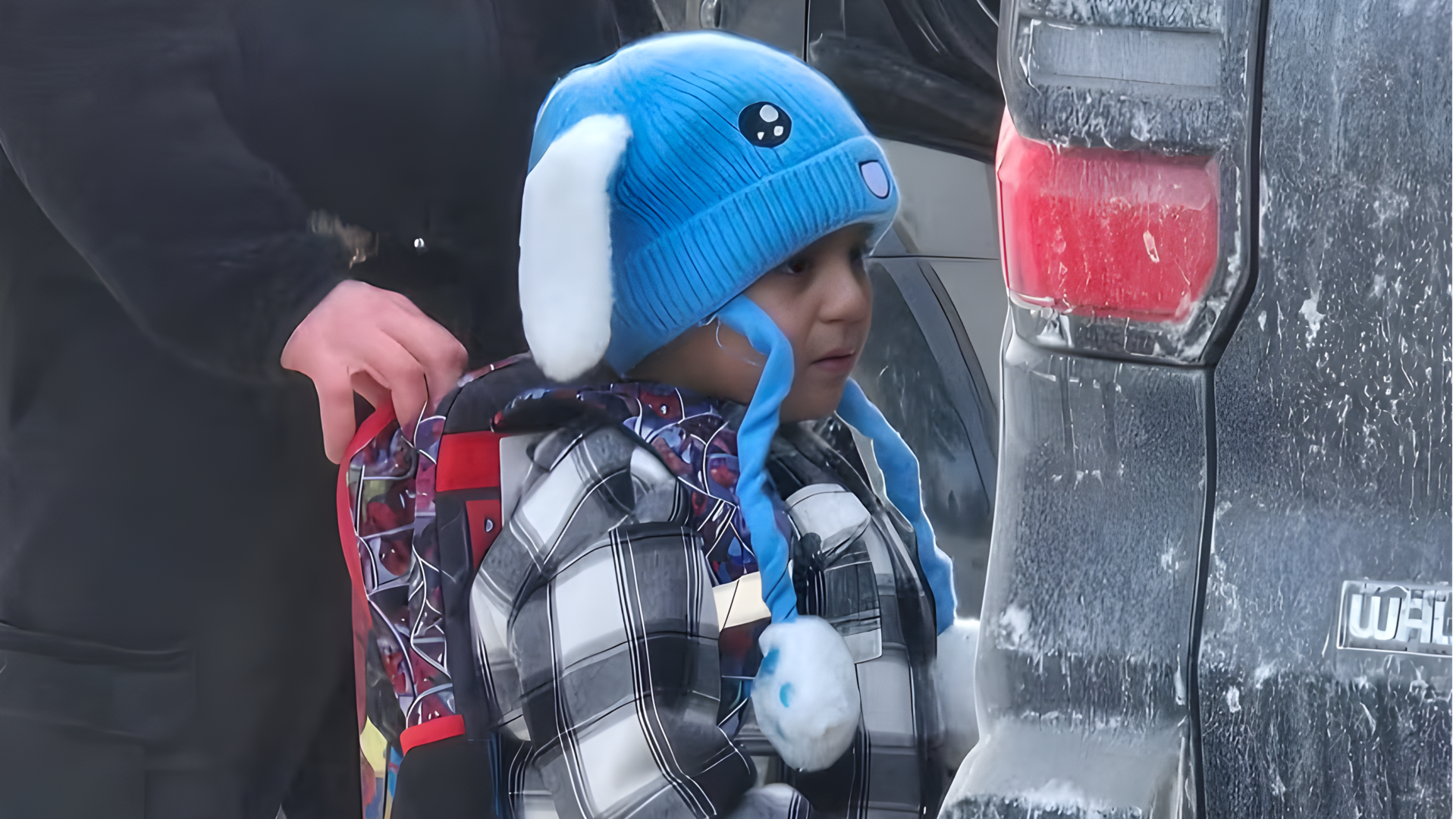 அமெரிக்கா: மினசோட்டாவில் 5 வயது சிறுவன் ICE அதிகாரிகளால் சிறைபிடிப்பு