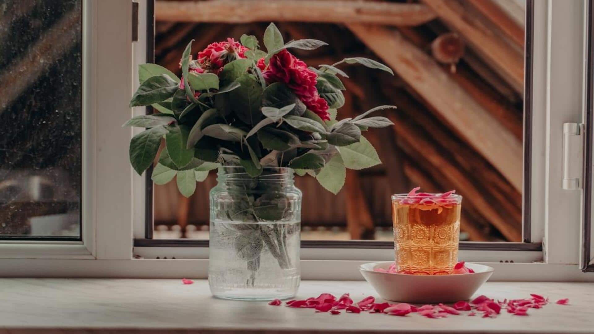 இனி கண்ணாடி ஜாடிகளை தூக்கி எறியாமல் இதை செய்து பாருங்கள்; வீட்டை அழகாக்குவோம்!