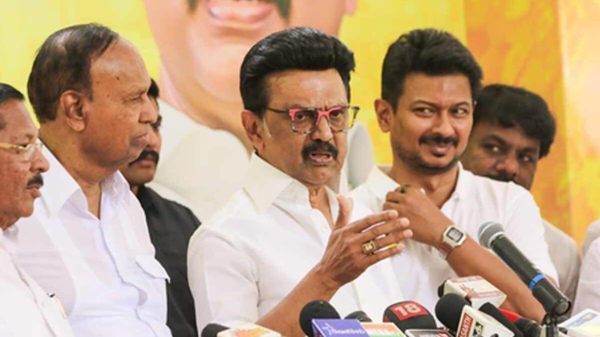 'உங்களுடன் ஸ்டாலின்' திட்டம்: பொதுமக்கள் என்னென்ன சேவைகளுக்கு விண்ணப்பிக்கலாம்? முழுமையான விவரம் 'உங்களுடன் ஸ்டாலின்' திட்டம்: பொதுமக்கள் என்னென்ன சேவைகளுக்கு விண்ணப்பிக்கலாம்? முழுமையான விவரம்