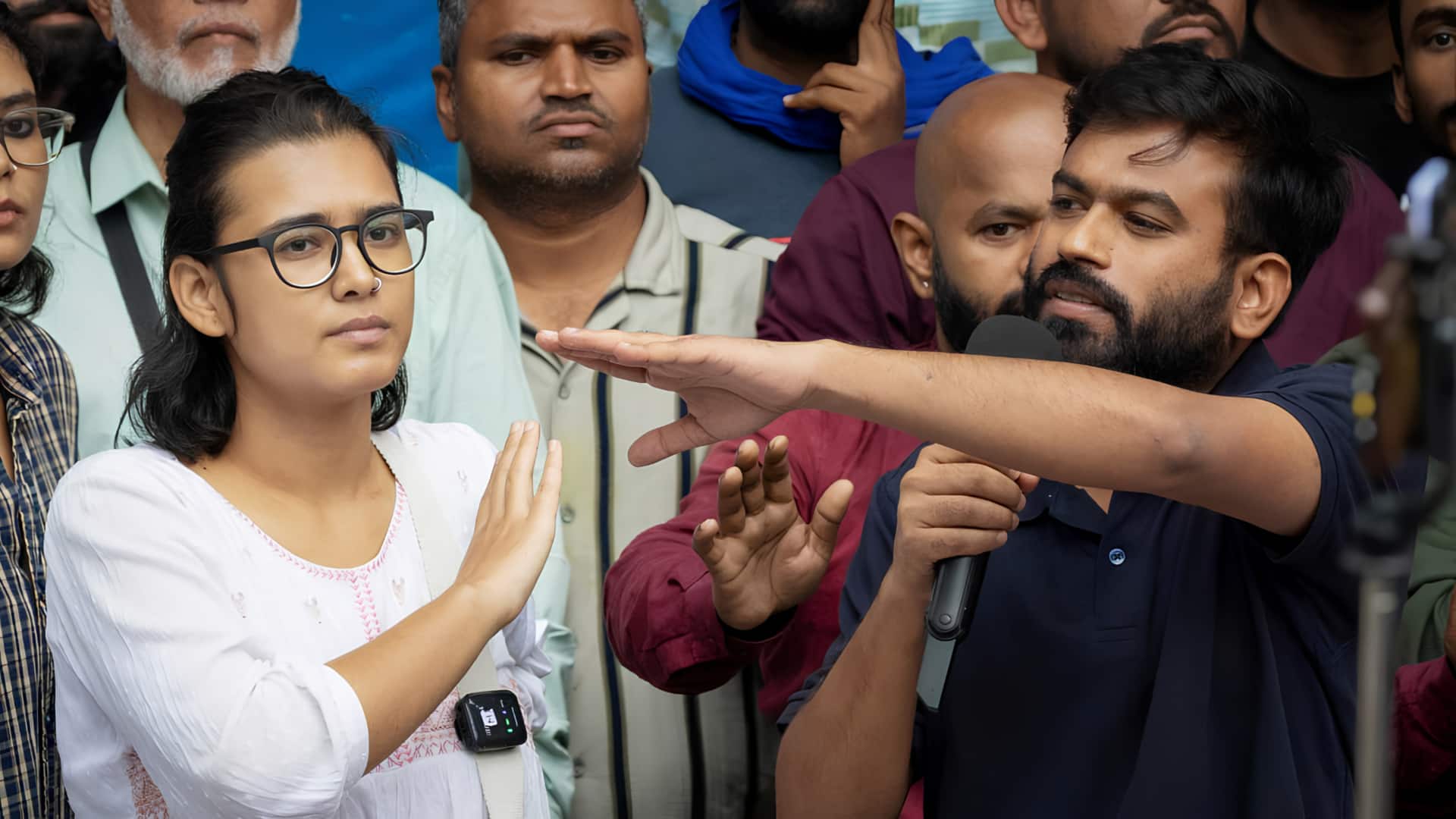 திரங்கா யாத்திரை போராட்டத்தில் பரபரப்பு! சிஜேபி தலைவர் அபிஜீத் தீப்கே நீதிமன்றத்தில் ஆஜர்? நேஹா போரா விடுவிப்பு