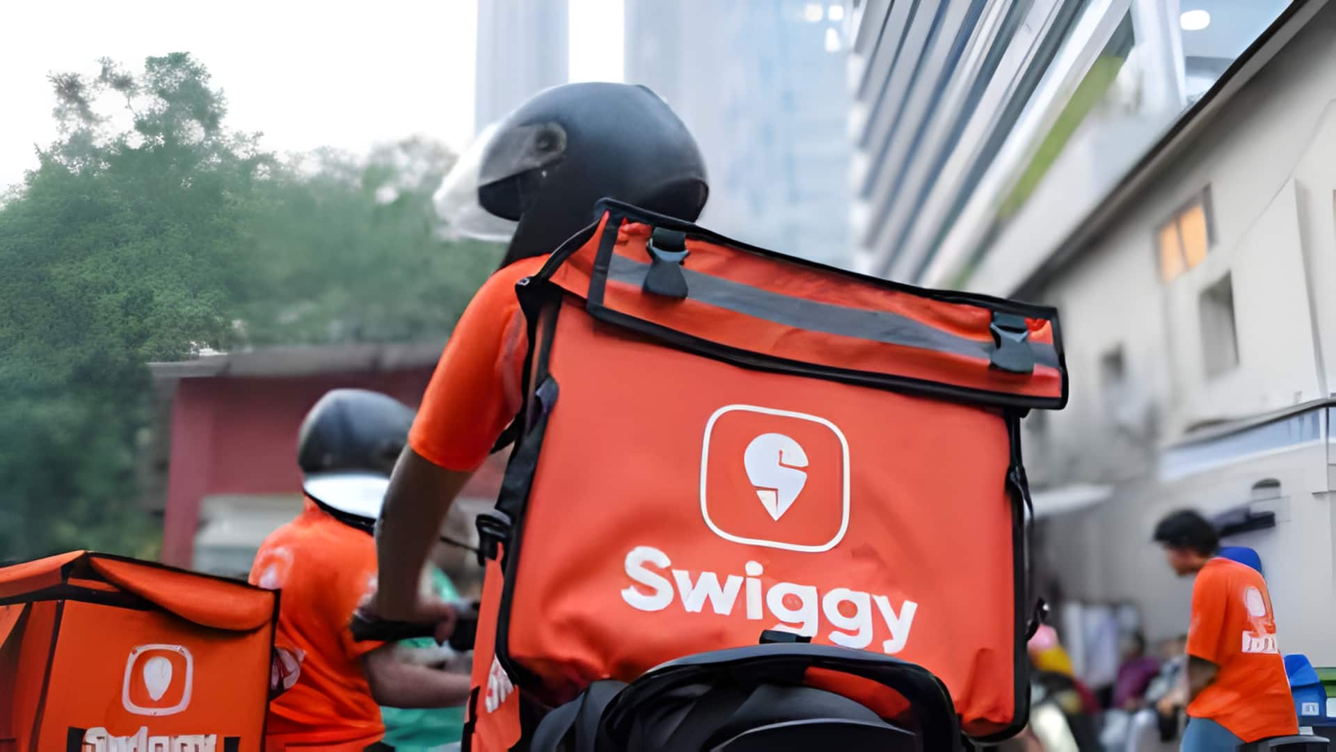 என்னைக்குமே நான்தான்டா கிங்! Swiggy-யில் 10-வது ஆண்டாக முதலிடத்தில் பிரியாணி! 