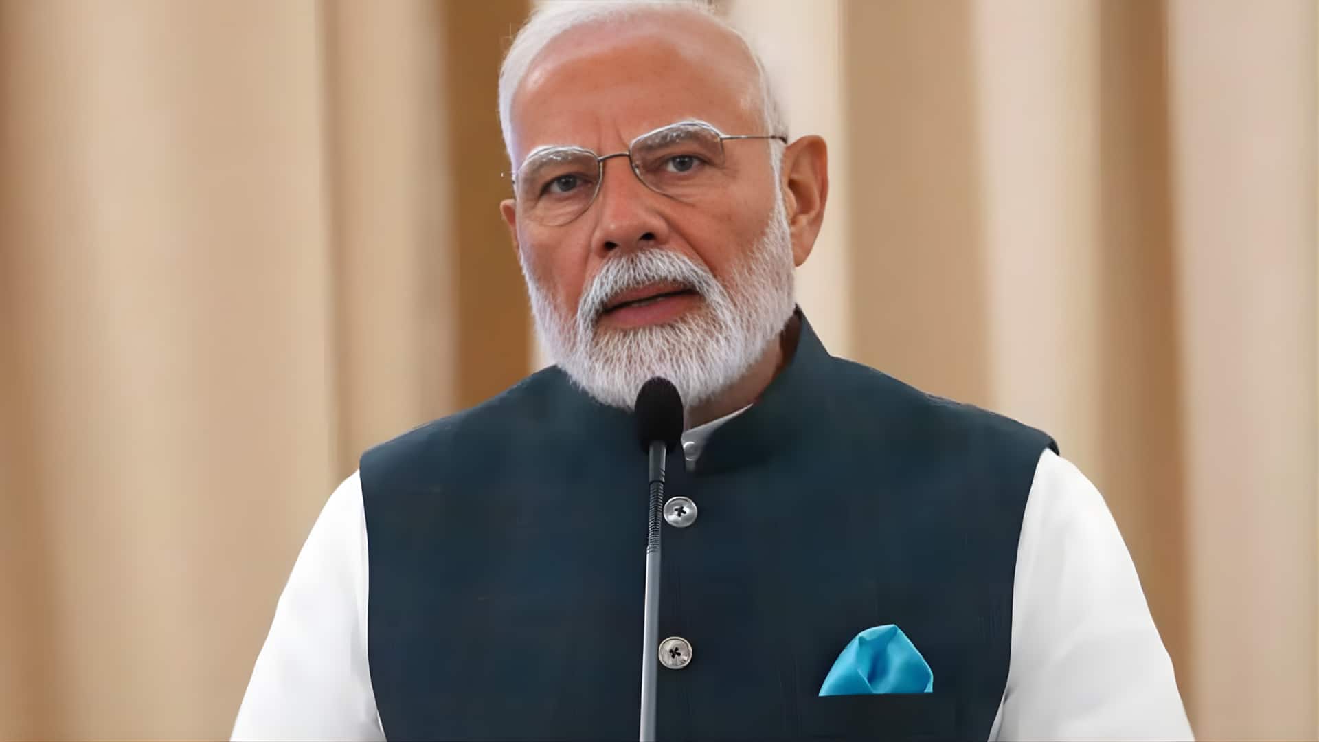 'தேர்வு முடிவுகள் மட்டுமே வாழ்க்கையல்ல' - மாணவர்களுக்கு பிரதமர் மோடியின் அறிவுரை