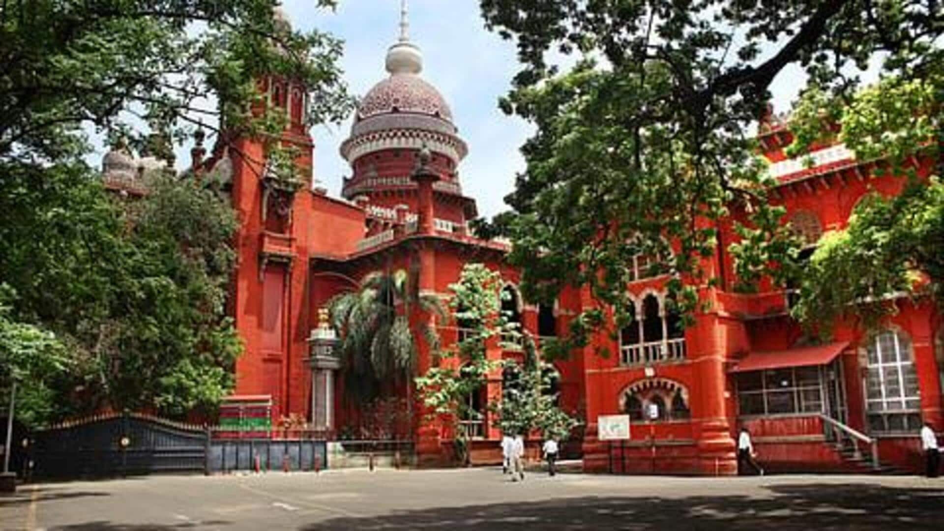 தமிழகத்தில் தனியார் பள்ளிகளுக்கு நிரந்தர அங்கீகாரம்? கல்வித்துறைக்கு சென்னை உயர் நீதிமன்றம் முக்கிய உத்தரவு தமிழகத்தில் தனியார் பள்ளிகளுக்கு நிரந்தர அங்கீகாரம்? கல்வித்துறைக்கு சென்னை உயர் நீதிமன்றம் முக்கிய உத்தரவு