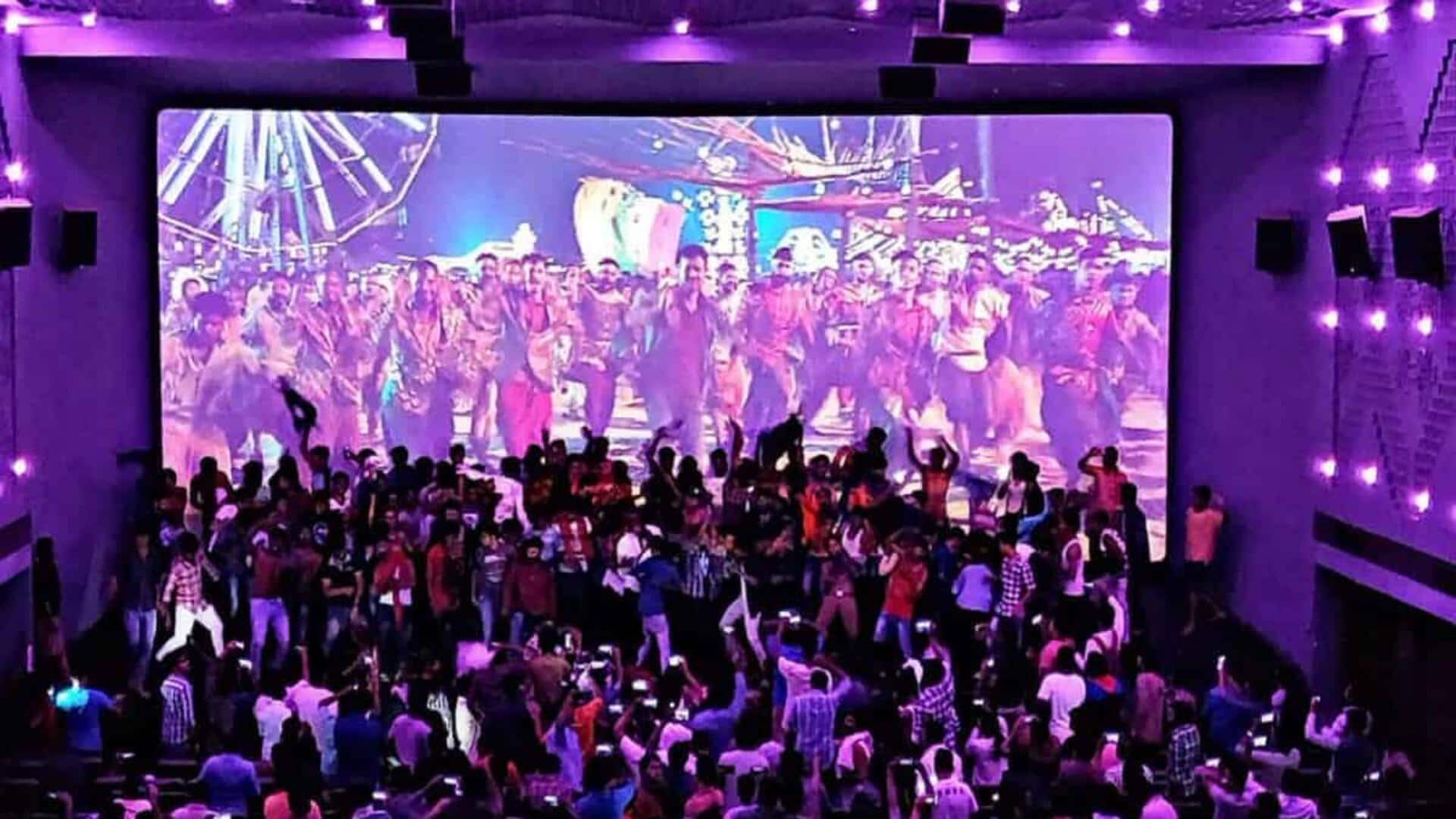 திரையரங்குகளில் தினசரி 5 காட்சிகளுக்கு அனுமதி; தமிழக முதலமைச்சர் விஜய் உத்தரவு