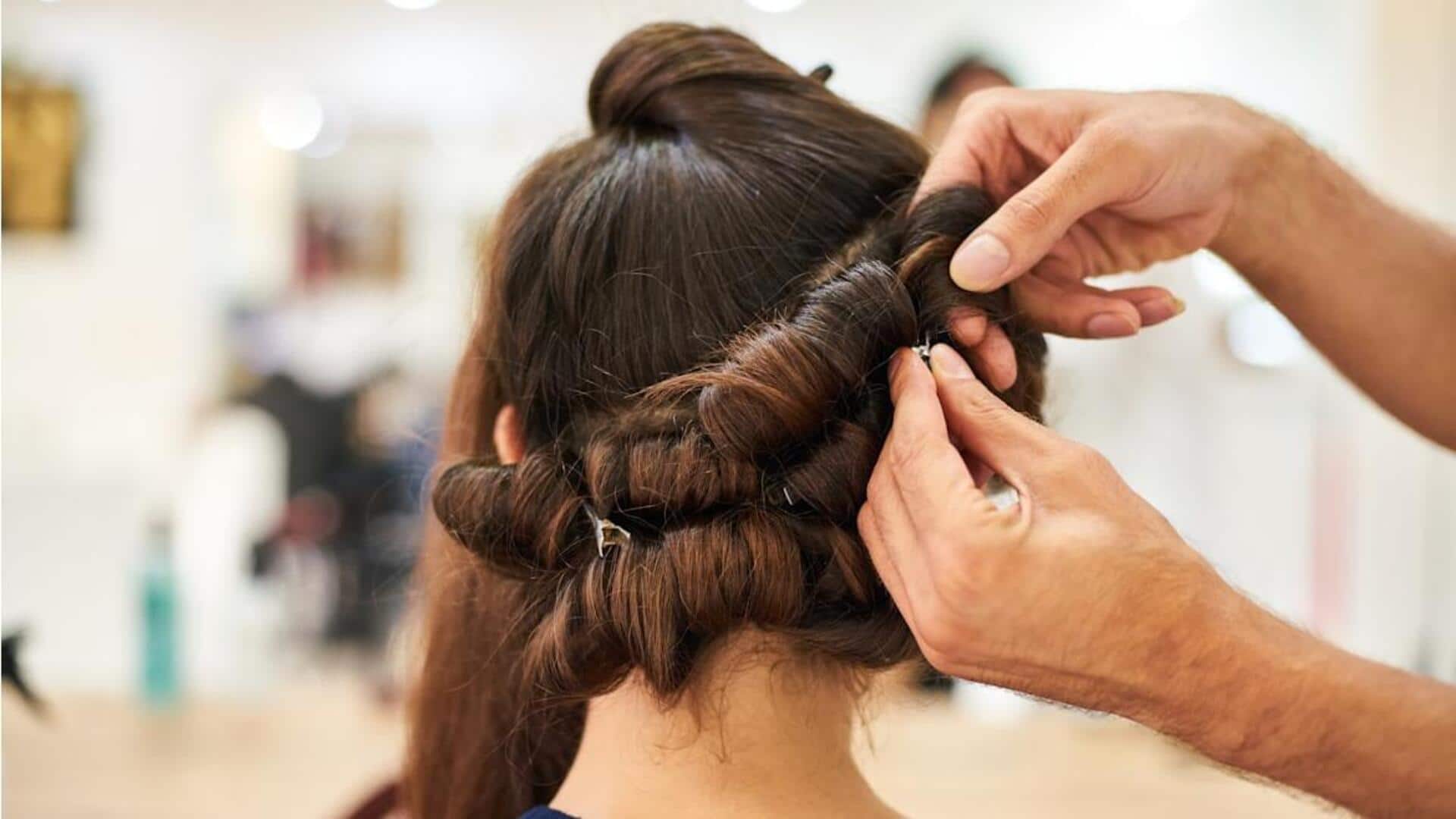 எப்போதுமே நேர்த்தியாகவும், அழகாகவும் தோற்றமளிக்கும் 5 எளிய சிகை அலங்காரங்கள்