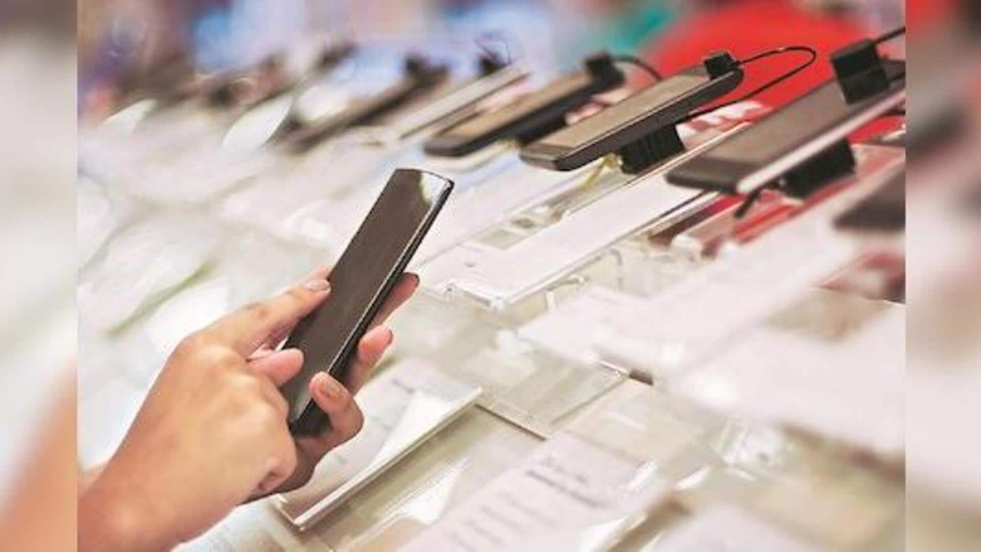 இந்தியாவின் ஸ்மார்ட்போன் ஏற்றுமதி ₹1 டிரில்லியன் மதிப்பை தாண்டியது இந்தியாவின் ஸ்மார்ட்போன் ஏற்றுமதி ₹1 டிரில்லியன் மதிப்பை தாண்டியது