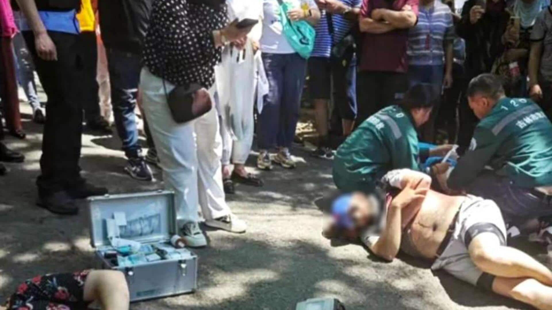 சீனாவில் பணிபுரிந்து வந்த 4 அமெரிக்க கல்லூரி பயிற்றுனர்கள் மீது கத்திக்குத்து தாக்குதல்