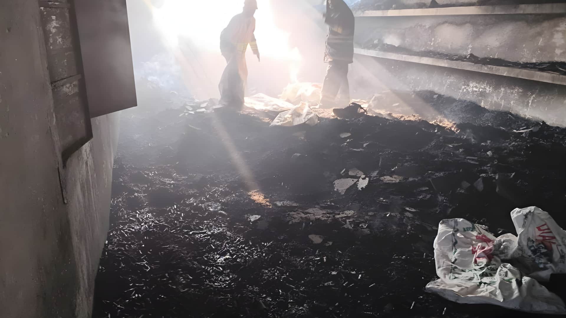 விருதுநகரில் கோர விபத்து! பட்டாசு ஆலையில் ஏற்பட்ட வெடிவிபத்தில் 17 பேர் பலி