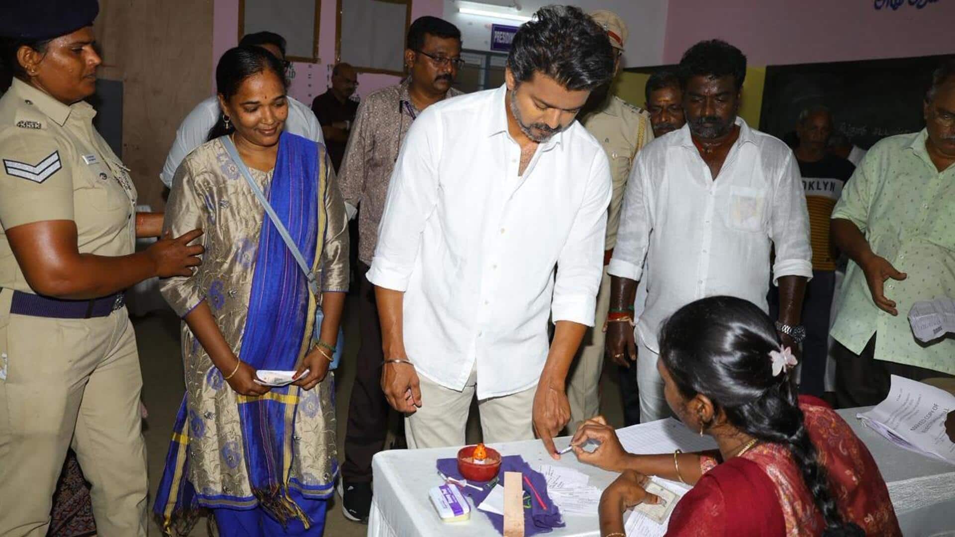 'வாக்குப்பதிவு நேரத்தை நீட்டியுங்கள்' என தேர்தல் ஆணையத்திற்கு விஜய் எழுதிய அவசரக் கடிதம்