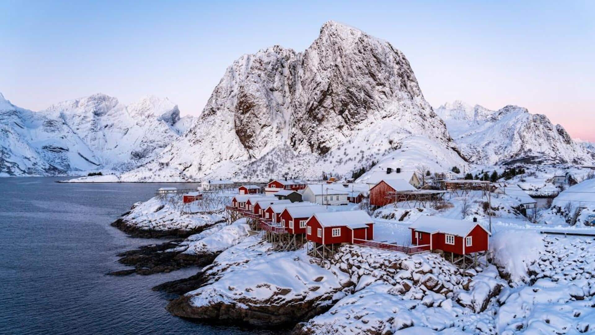 வாழ்க்கையில் ஒருமுறை பார்க்க வேண்டிய நார்வே தீவுகள்! நீலக் கடல், பனி மலைகளுக்கு நடுவே ஒரு சொர்க்கப் பயணம்