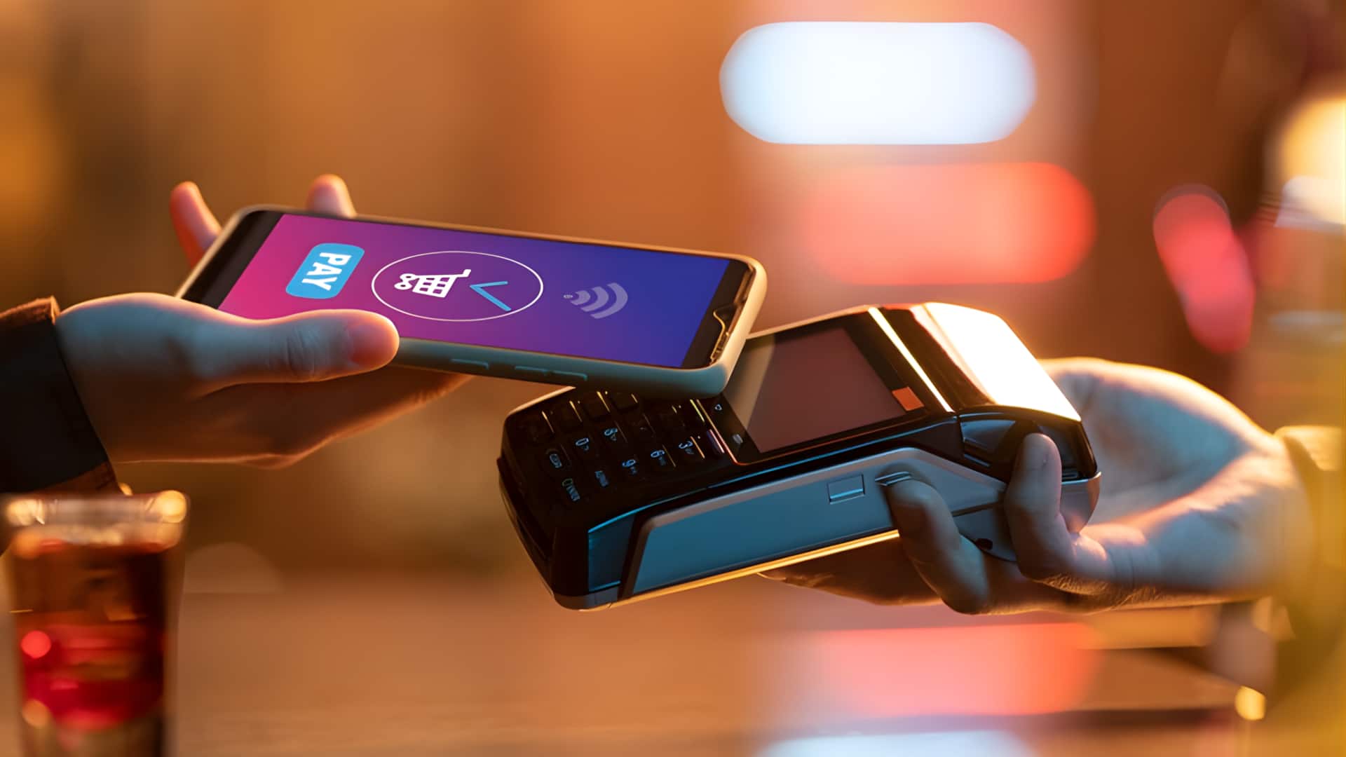 கூகுள் பே, ஃபோன் பே பயன்படுத்துகிறீர்களா? ஏப்ரல் 1 முதல் ஓடிபி மட்டும் போதாது; ஆர்பிஐயின் அதிரடி மாற்றம்