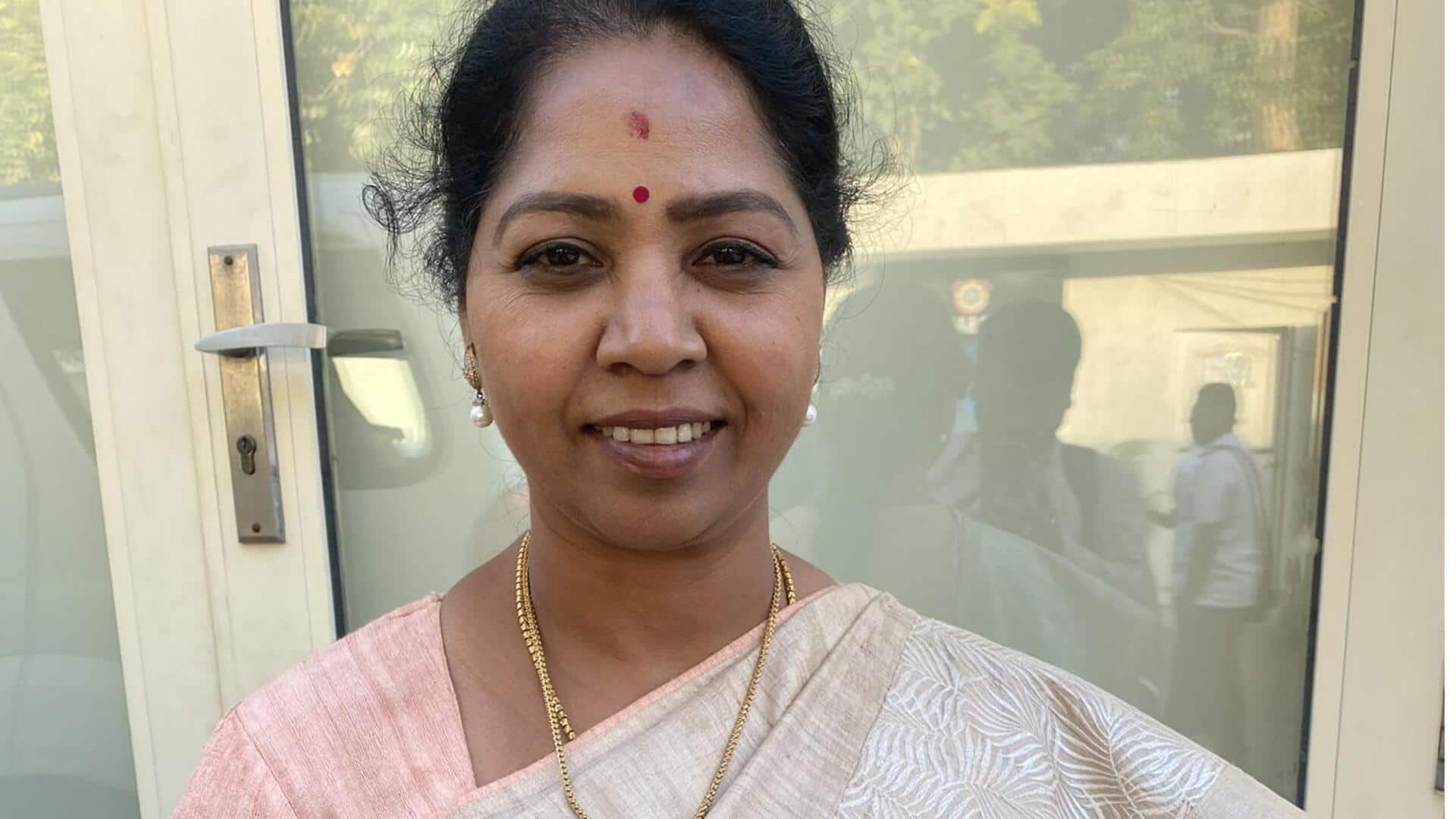 டெல்லியில் நடைப்பயிற்சி சென்ற தமிழக எம்பி சுதாவிடம் நகை பறிப்பு! டெல்லியில் நடைப்பயிற்சி சென்ற தமிழக எம்பி சுதாவிடம் நகை பறிப்பு!