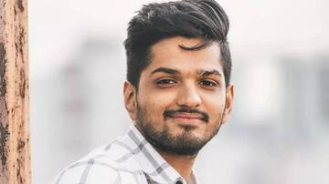 அச்சுஅசலாக அப்பாவை போலவே இருக்கும் இசையமைப்பாளர் வித்யாசாகரின் மகன் ஹர்ஷவர்தன்!