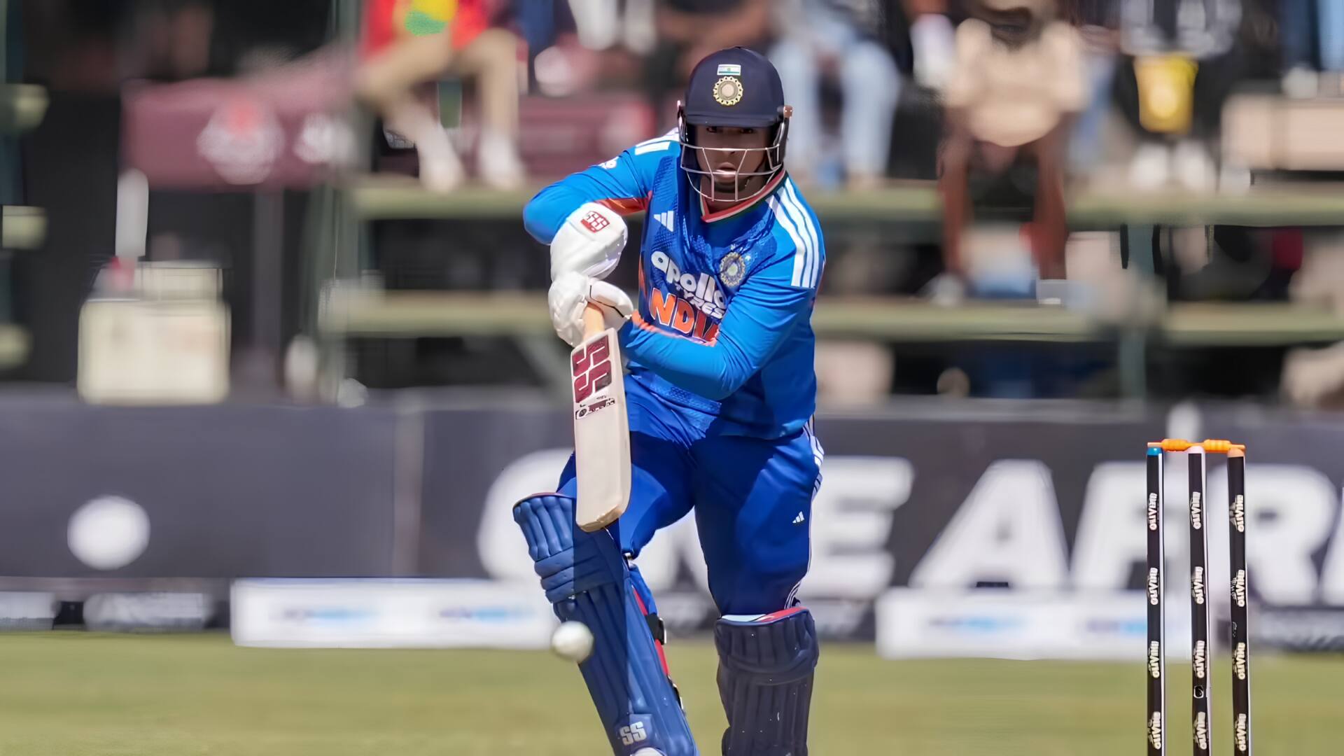 16 வயதிற்கு முன்பே இரண்டு T20I அரைசதங்கள் அடித்த ஒரே வீரர்! வைபவ் சூர்யவன்ஷி புது சாதனை