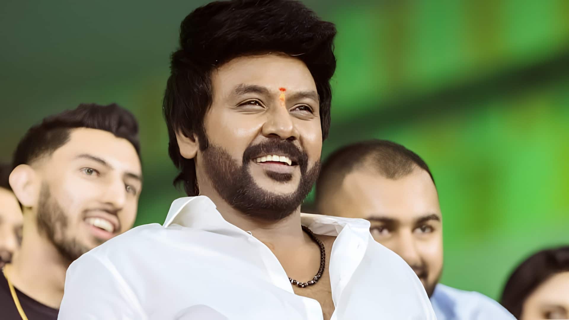 ஜூன் 11ல் ராகவா லாரன்ஸ் முக்கிய அறிவிப்பு! சினிமா அப்டேட்டா அல்லது அரசியல் என்ட்ரியா? ரசிகர்கள் எதிர்பார்ப்பு!