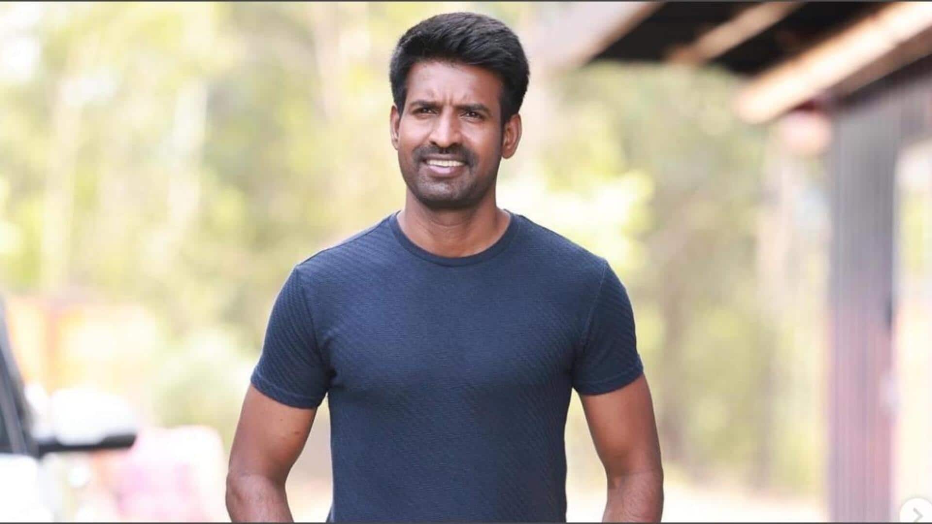 'மாமன்' பட வெற்றிக்காக ரசிகர்கள் மண்சோறு சாப்பிட்டதை அறிந்ததும் கோபப்பட்ட நடிகர் சூரி 'மாமன்' பட வெற்றிக்காக ரசிகர்கள் மண்சோறு சாப்பிட்டதை அறிந்ததும் கோபப்பட்ட நடிகர் சூரி