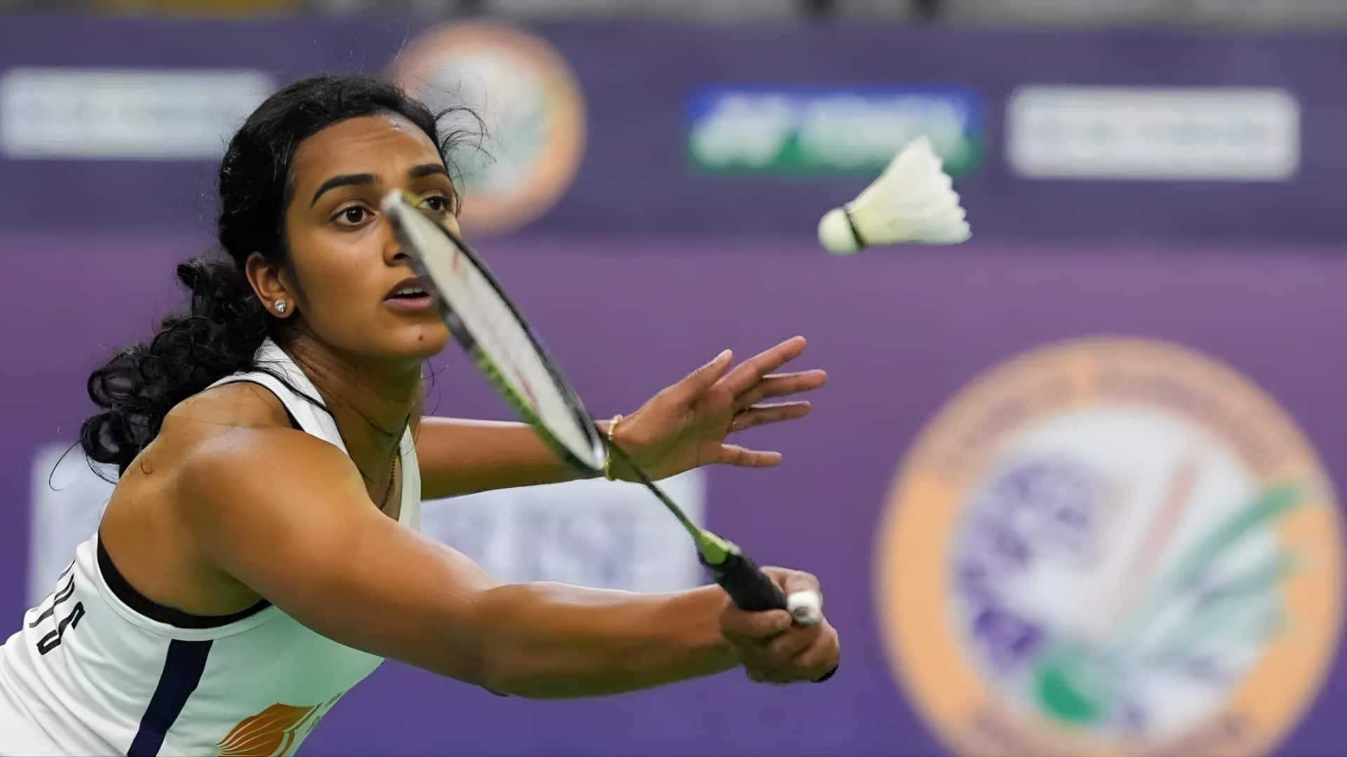 மலேசிய ஓபன் பேட்மிண்டன்: அரையிறுதியில் பிவி சிந்து தோல்வி