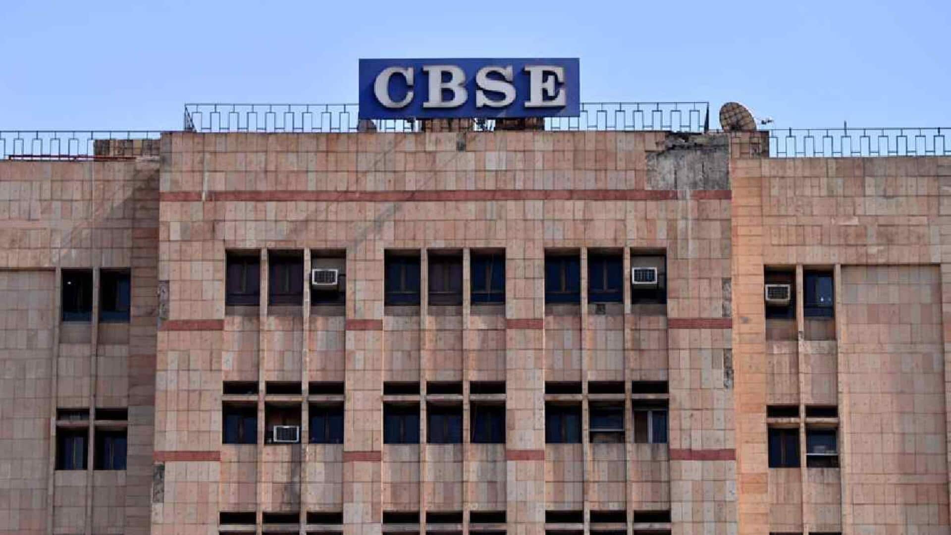 CBSE 6-ம் வகுப்பு மாணவர்களுக்கு கட்டாய மும்மொழி விதியிலிருந்து விலக்கு: உச்ச நீதிமன்றம் உத்தரவு