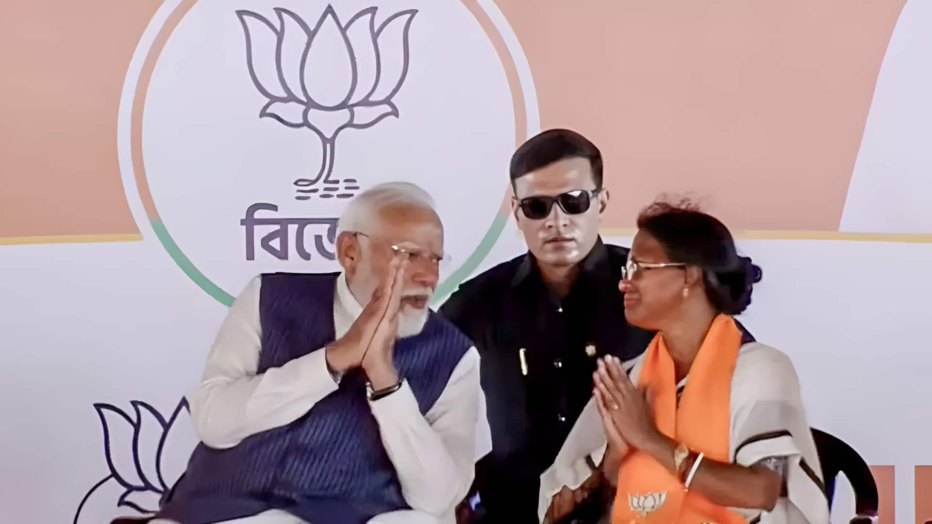 ஆர்.ஜி-கர் தாக்குதலில் பாதிக்கப்பட்டவரின் தாய், தற்போது பாஜக வேட்பாளர்; மோடி அறிமுகம் செய்தார்