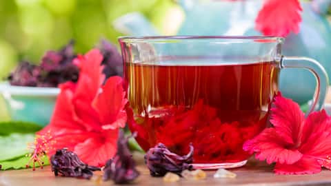 நோய் எதிர்ப்பு சக்தியை அதிகரிக்கும் 5 தாவர அடிப்படையிலான பானங்கள்: ஒரு வழிகாட்டி