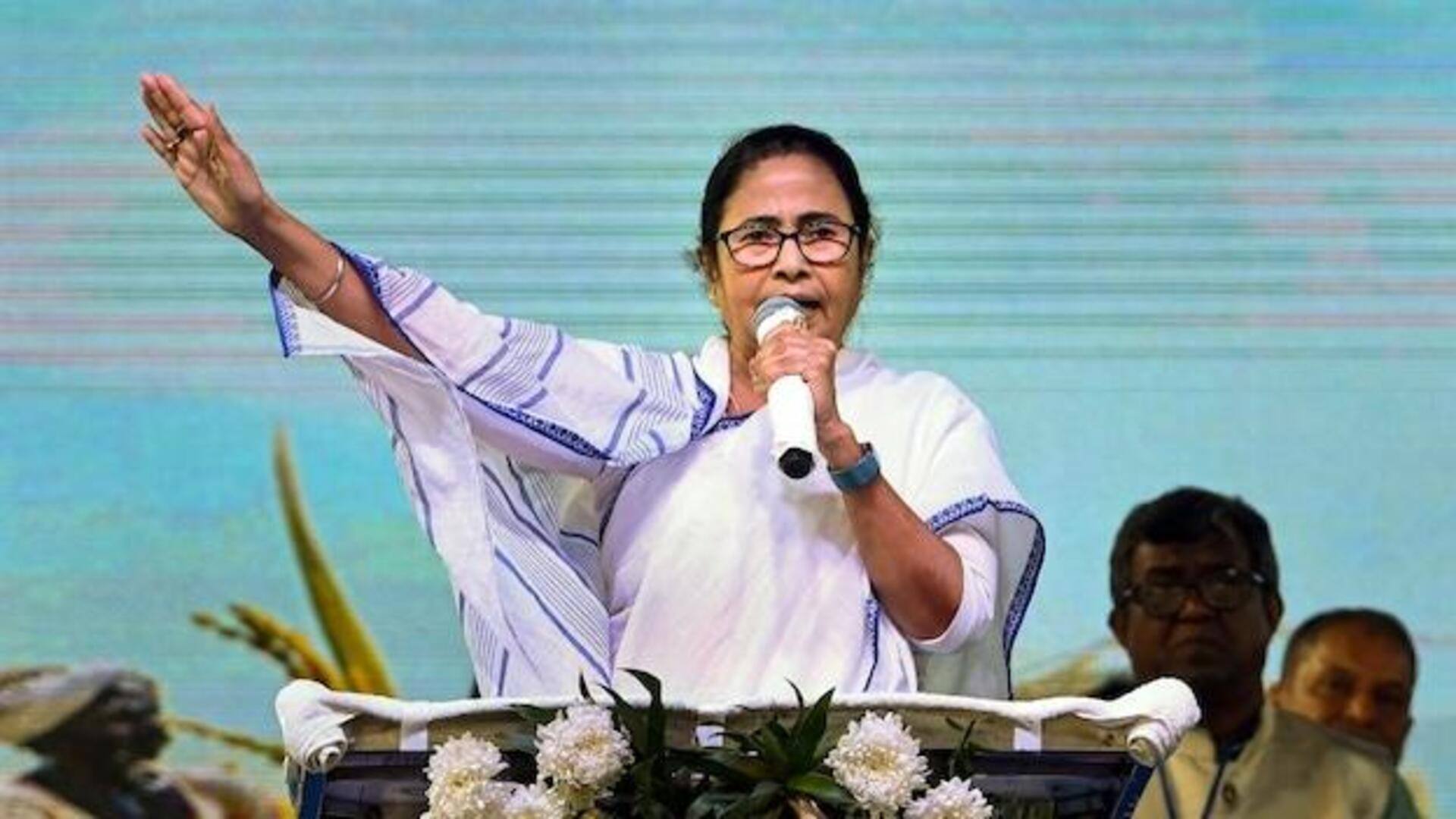 அயோத்தி ராமர் கோவில் திறப்பு விழாவை புறக்கணிக்க இருக்கிறார் மம்தா பானர்ஜி