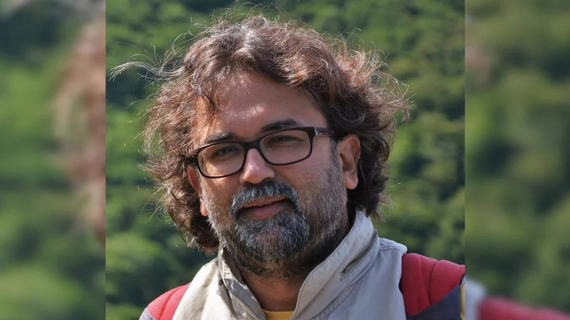 விரிவுரையாற்றும்போது மேடையில் சரிந்து விழுந்த ஐஐடி கான்பூர் பேராசிரியர் பலி