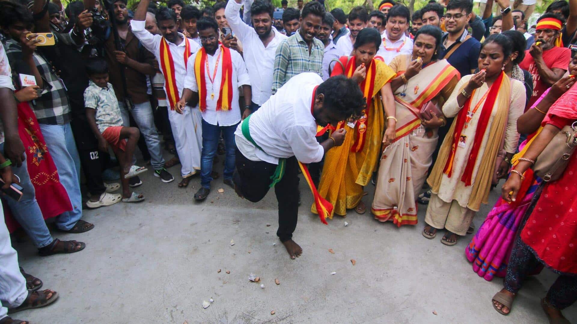 107 எம்.எல்.ஏ-க்களும் ராஜினாமா செய்வோம்!: தவெக அதிரடி முடிவு என தகவல்
