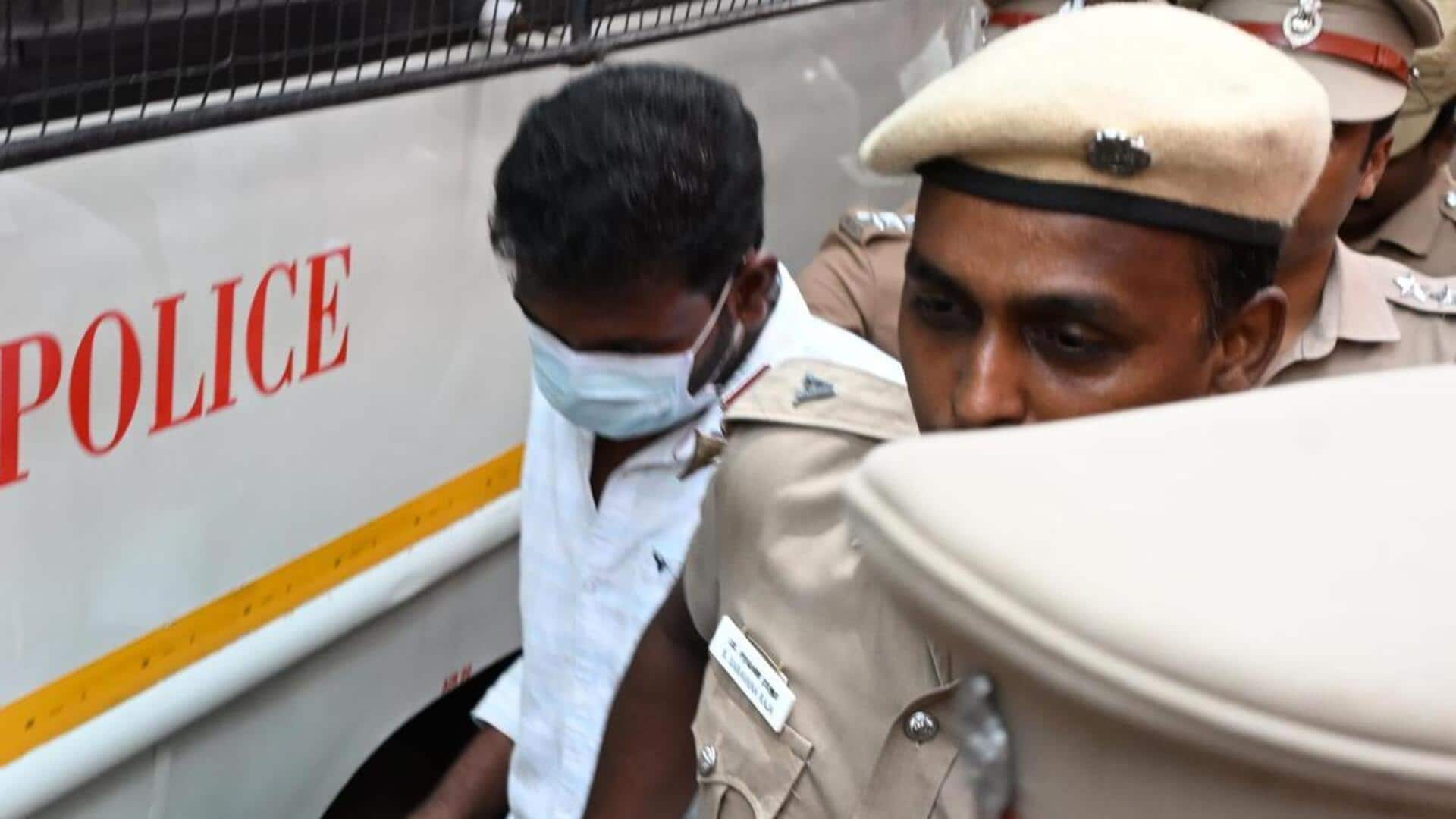 அண்ணா பல்கலை பாலியல் வன்கொடுமை வழக்கில் ஞானசேகரன் குற்றவாளி; ஜூன் 2 இல் தண்டனை விபரங்கள் வெளியாகும் என அறிவிப்பு அண்ணா பல்கலை பாலியல் வன்கொடுமை வழக்கில் ஞானசேகரன் குற்றவாளி; ஜூன் 2 இல் தண்டனை விபரங்கள் வெளியாகும் என அறிவிப்பு