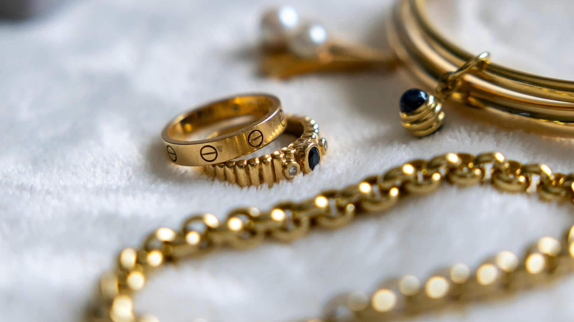 குறைந்த வேகத்தில் மீண்டும் ஏறியது தங்கத்தின் விலை; இன்றைய விலை நிலவரம்