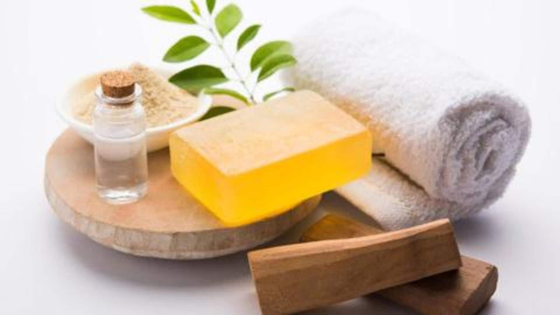 உப்டன் சோப்பு குளியலின் நன்மைகள்: சருமத்திற்கு கிடைக்கும் சிறப்பான பலன்கள்!