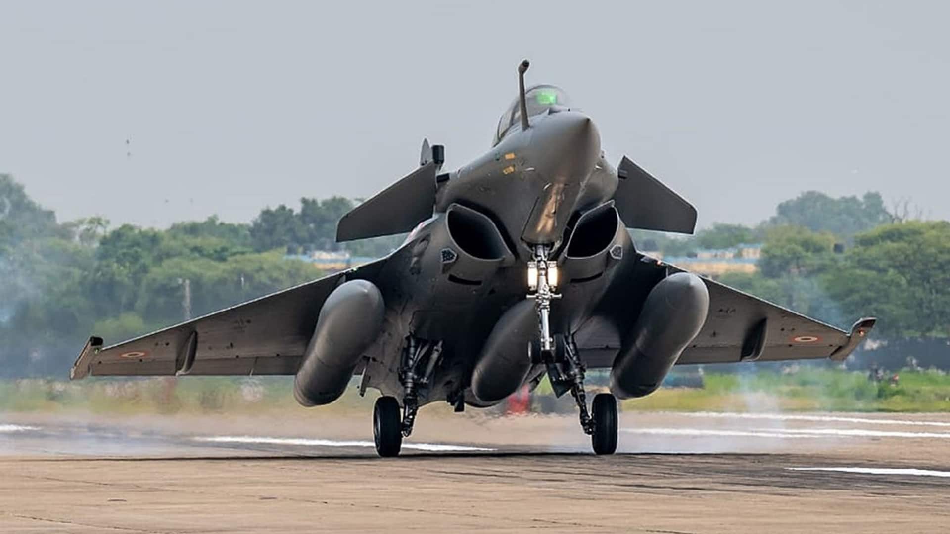 GE நிறுவனத்துடன் $1 பில்லியன் போர் ஜெட் எஞ்சின் ஒப்பந்தத்தில் கையெழுத்திட்ட இந்தியா GE நிறுவனத்துடன் $1 பில்லியன் போர் ஜெட் எஞ்சின் ஒப்பந்தத்தில் கையெழுத்திட்ட இந்தியா