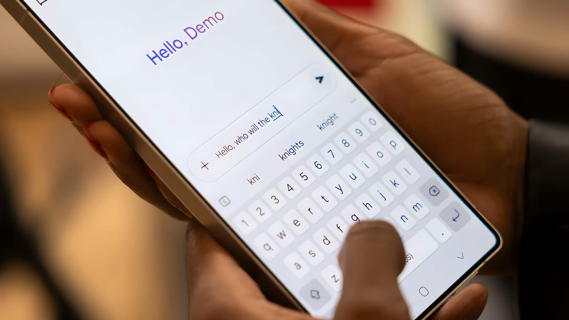 ஆப்பிள் Siri-யில் மிகப்பெரிய அப்டேட்: Campos என்ற புதிய AI சாட்பாட் அறிமுகம்