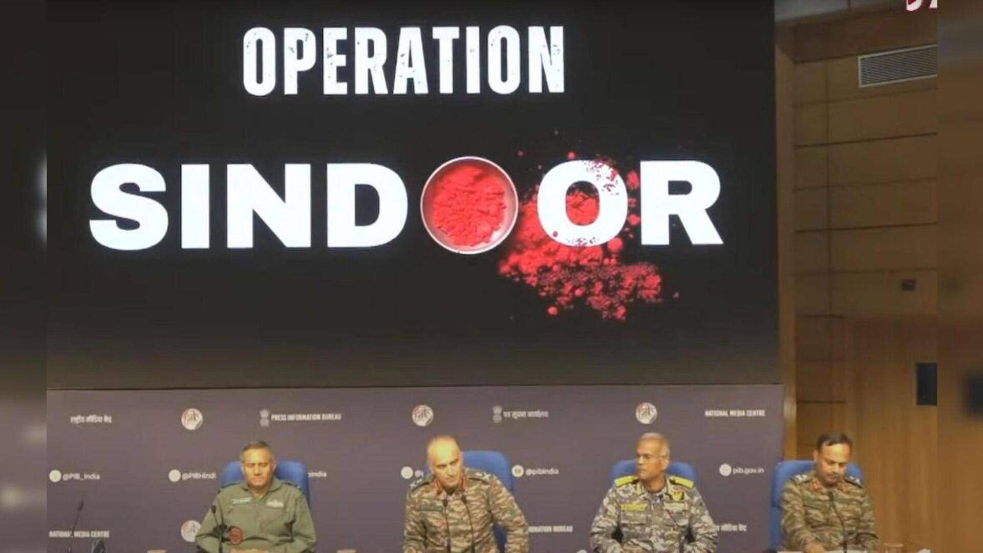 இந்தியாவின் முப்படைகளின் செய்தியாளர் சந்திப்பு தொடங்கியது