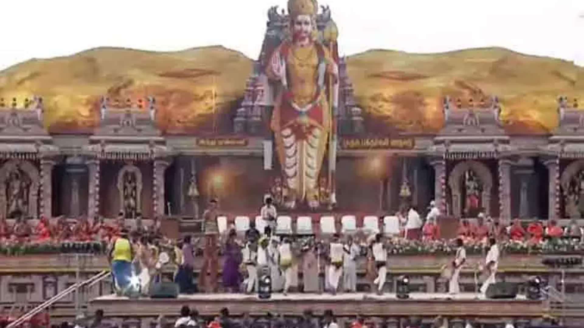 கலை நிகழ்ச்சிகளுடன் பிரமாண்டமாக தொடங்கியது முருக பக்தர்கள் மாநாடு; ஆந்திர துணை முதல்வர் பவன் கல்யாண் பங்கேற்பு கலை நிகழ்ச்சிகளுடன் பிரமாண்டமாக தொடங்கியது முருக பக்தர்கள் மாநாடு; ஆந்திர துணை முதல்வர் பவன் கல்யாண் பங்கேற்பு