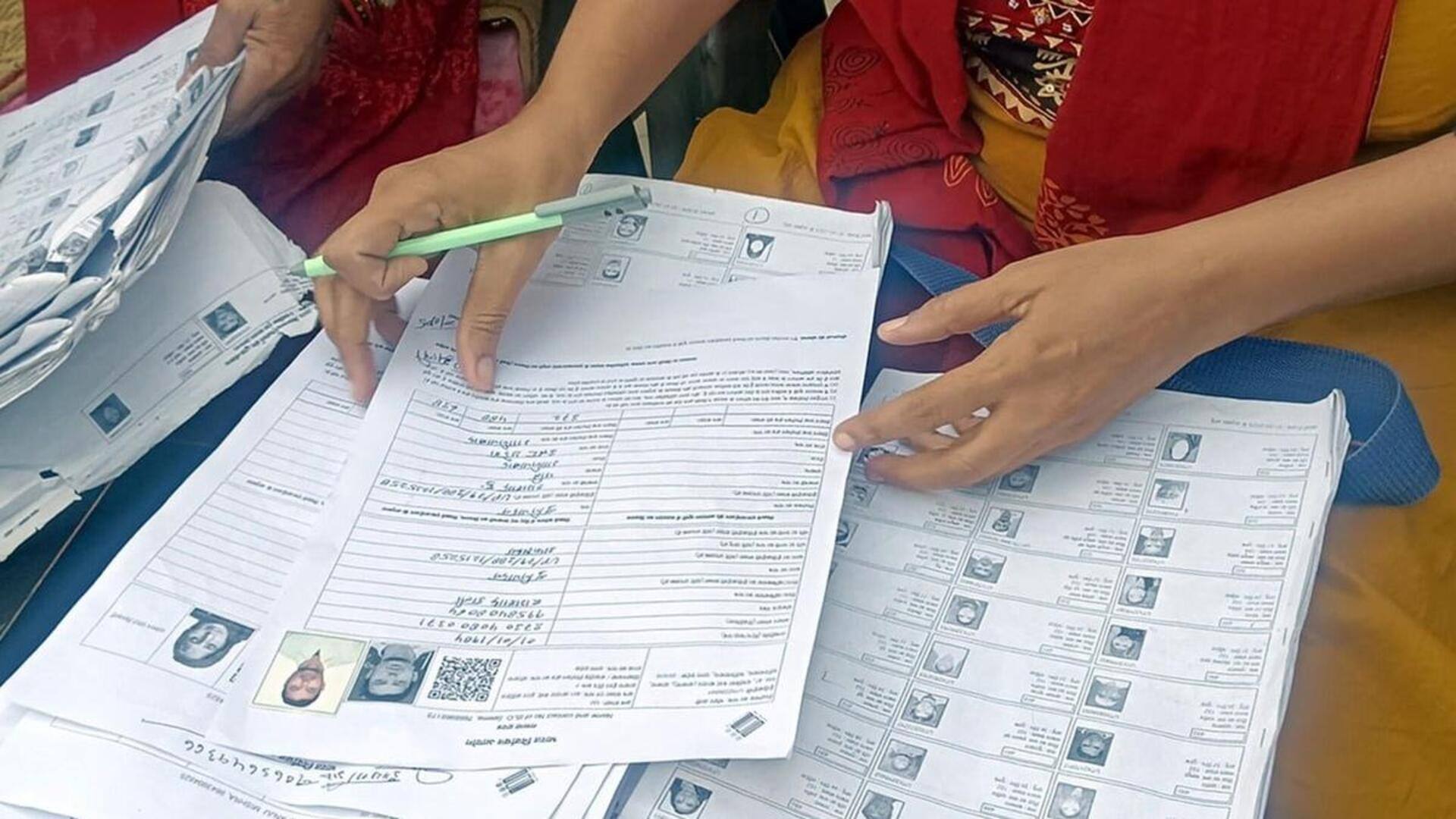 தமிழகத்தில் வாக்காளர் பட்டியலில் பெயர் சேர்க்க 15.3 லட்சம் பேர் விண்ணப்பம்; எங்கே விண்ணப்பிக்கலாம்?