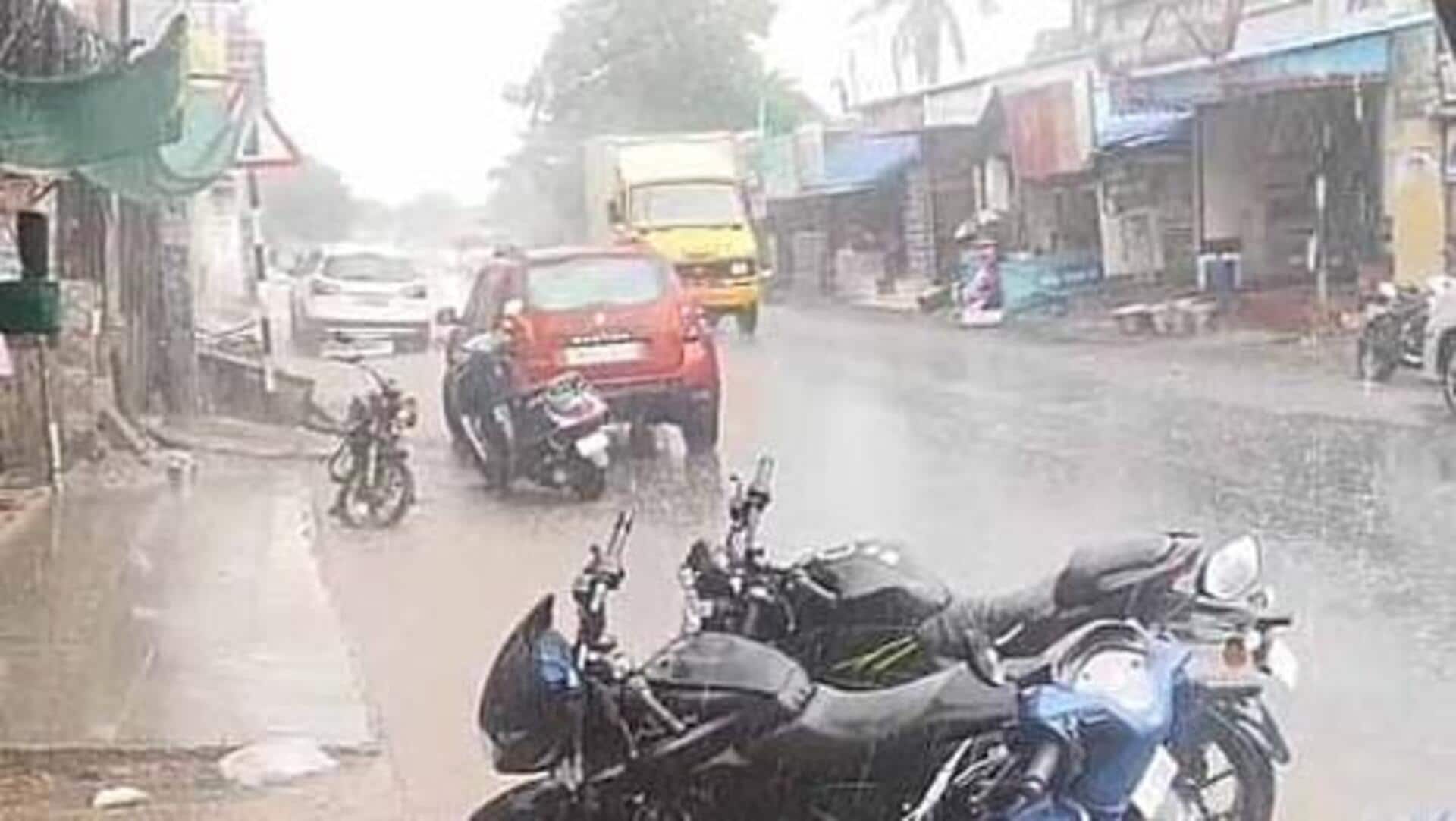சென்னையில் கனமழை; மேலும் மழைக்கு வாய்ப்பு; வானிலை ஆய்வு மையம் தகவல் சென்னையில் கனமழை; மேலும் மழைக்கு வாய்ப்பு; வானிலை ஆய்வு மையம் தகவல்
