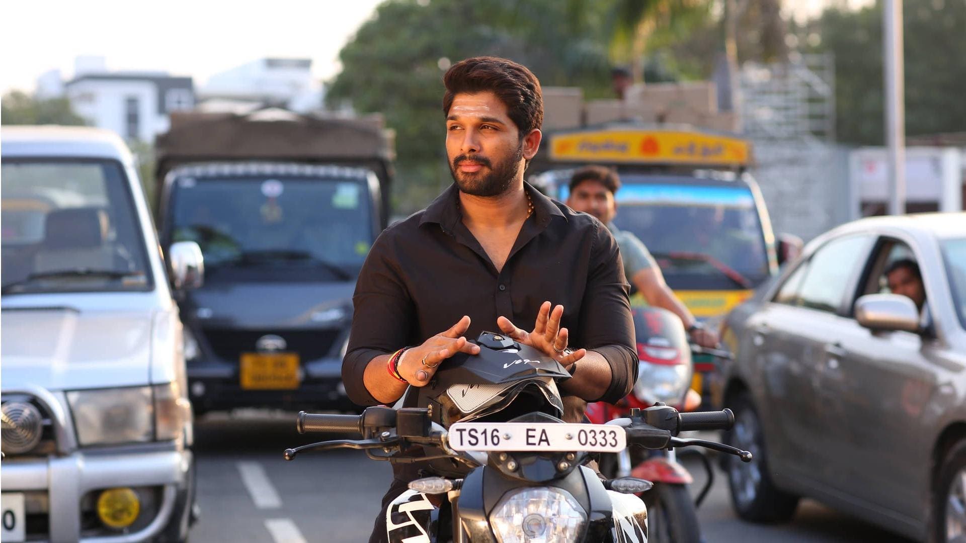 சூர்யா, அமீர் கான்-ஐ தொடர்ந்து அல்லு அர்ஜுனிடம் கதை சொன்ன லோகேஷ் கனகராஜ்